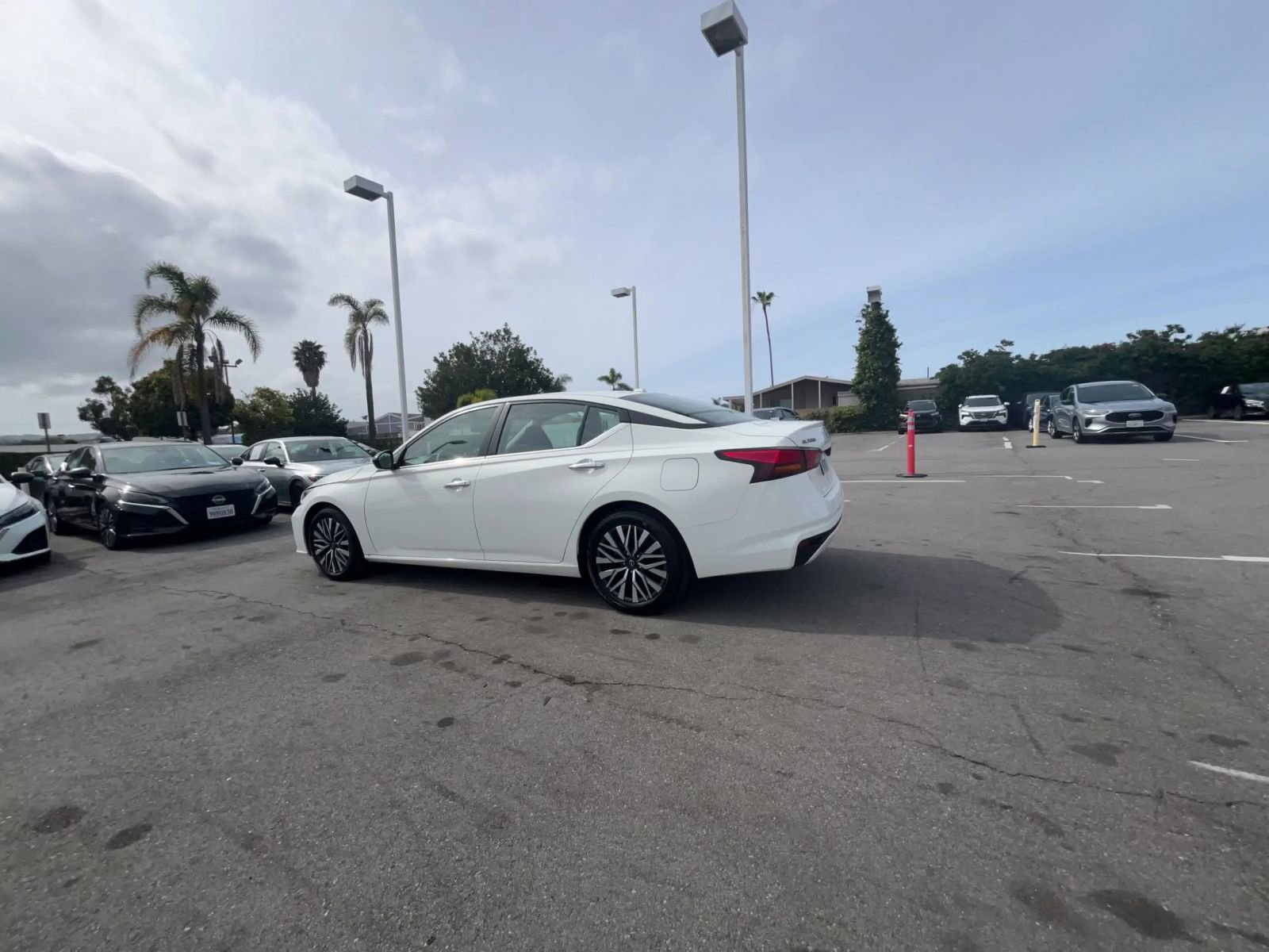 Thumbnail: 2025 Nissan Altima - 14