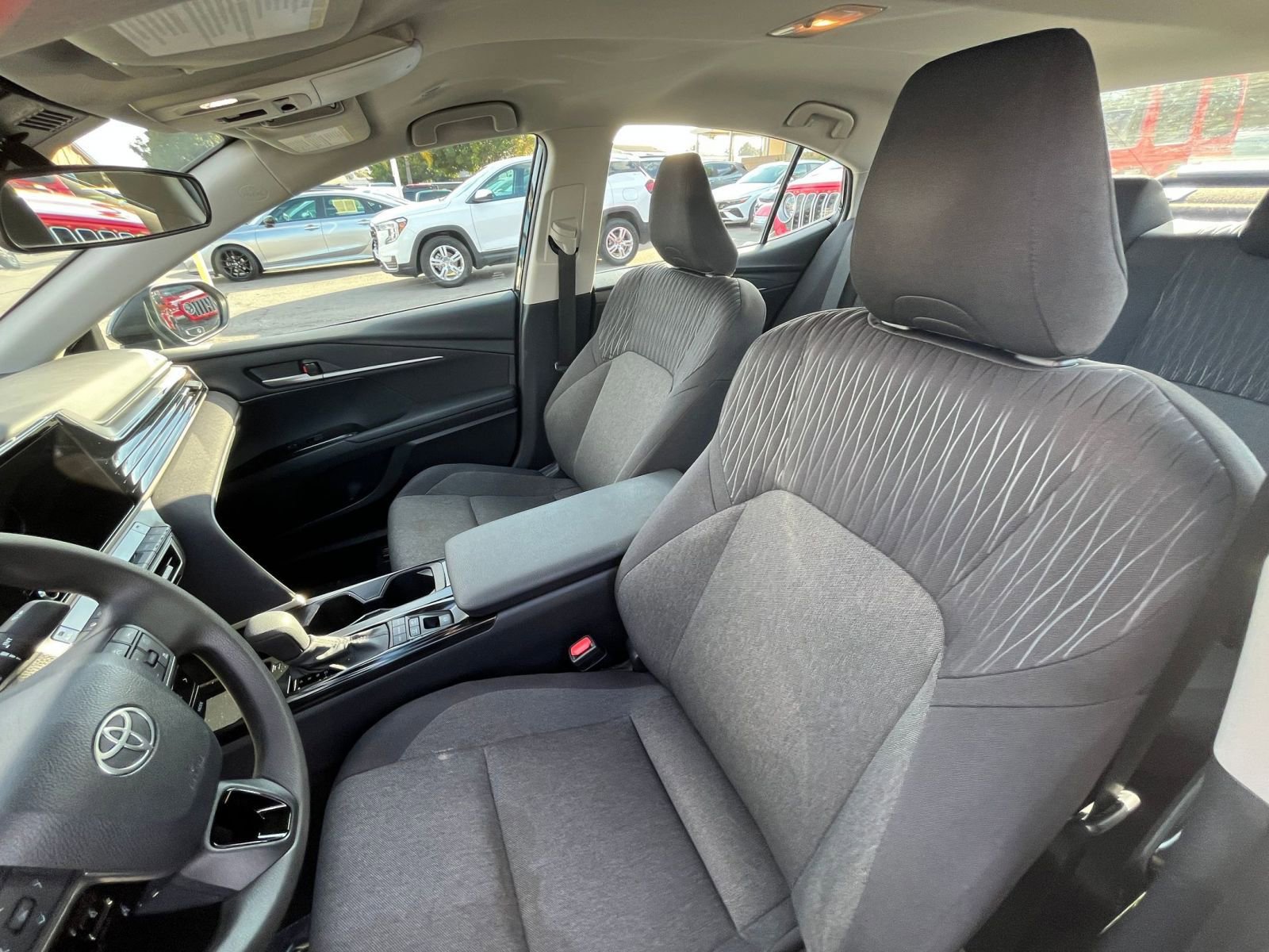 Thumbnail: 2025 Toyota Camry - 27