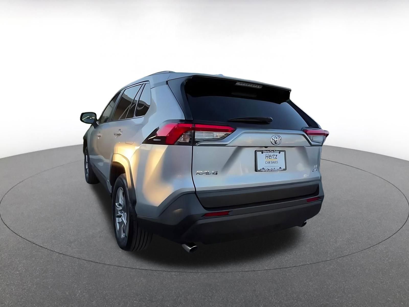 Thumbnail: 2025 Toyota RAV4 - 11