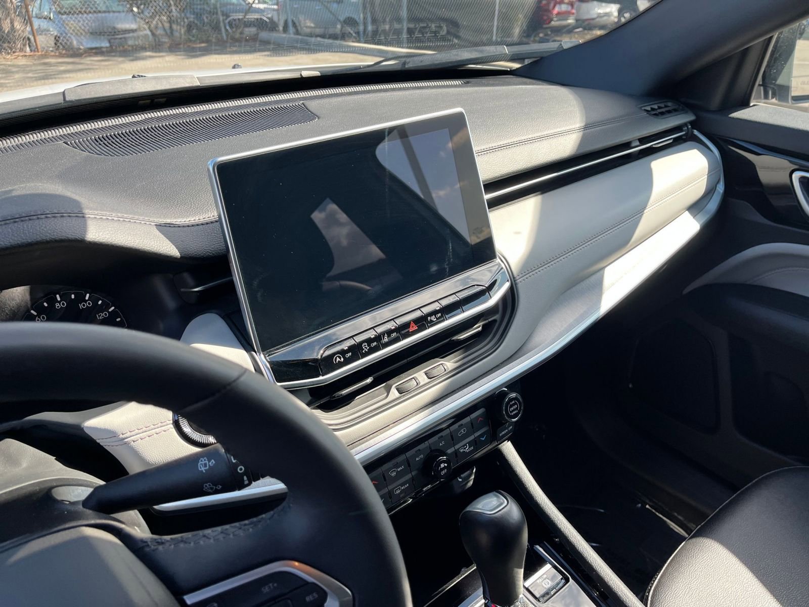 Thumbnail: 2025 Jeep Compass - 17