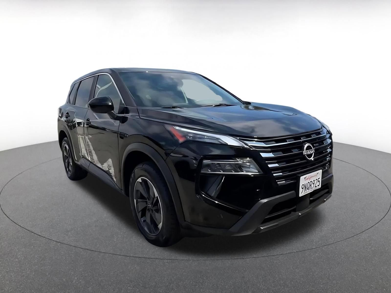 Thumbnail: 2025 Nissan Rogue - 3