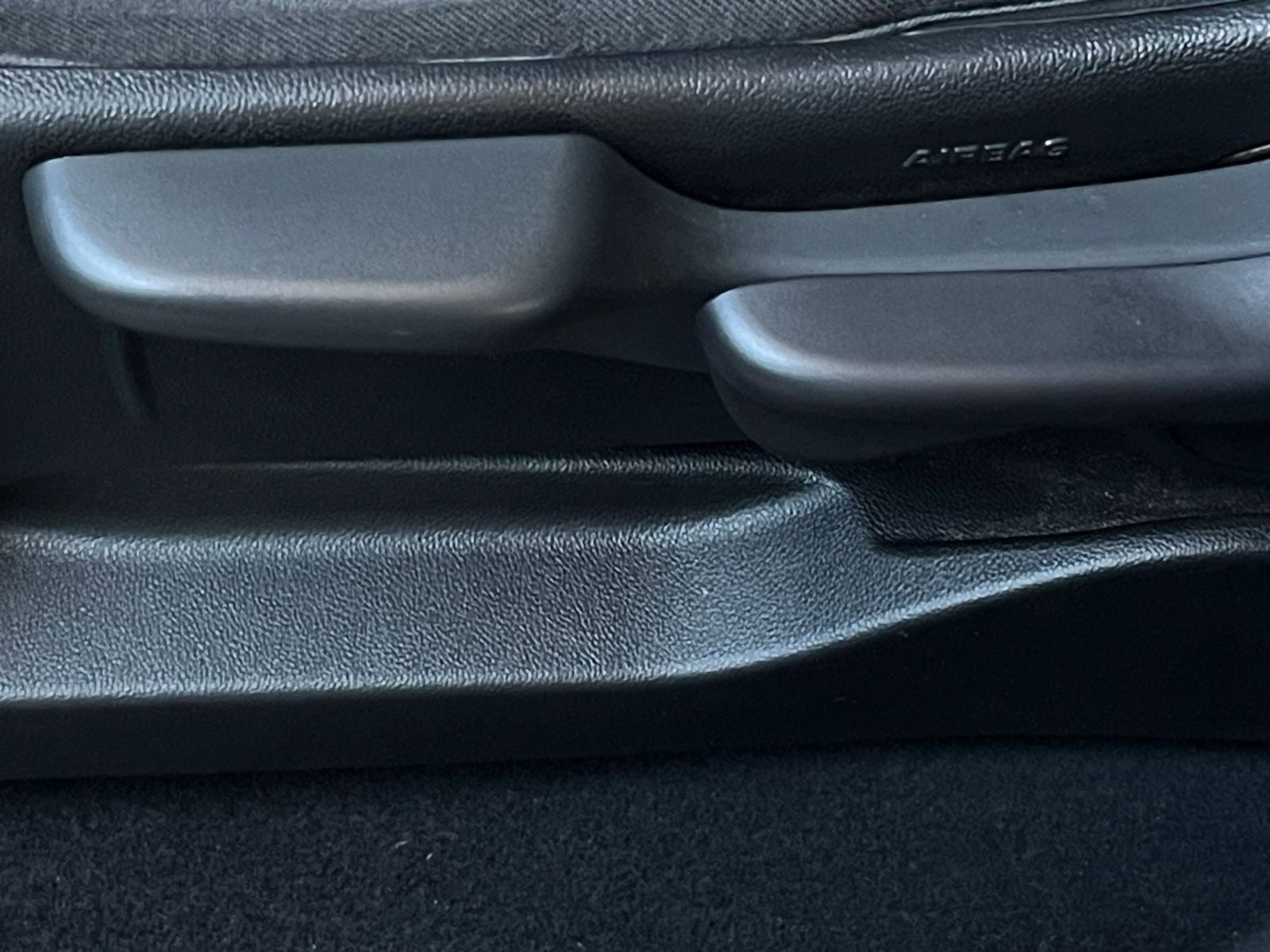 Thumbnail: 2023 Chevrolet Bolt EV - 23