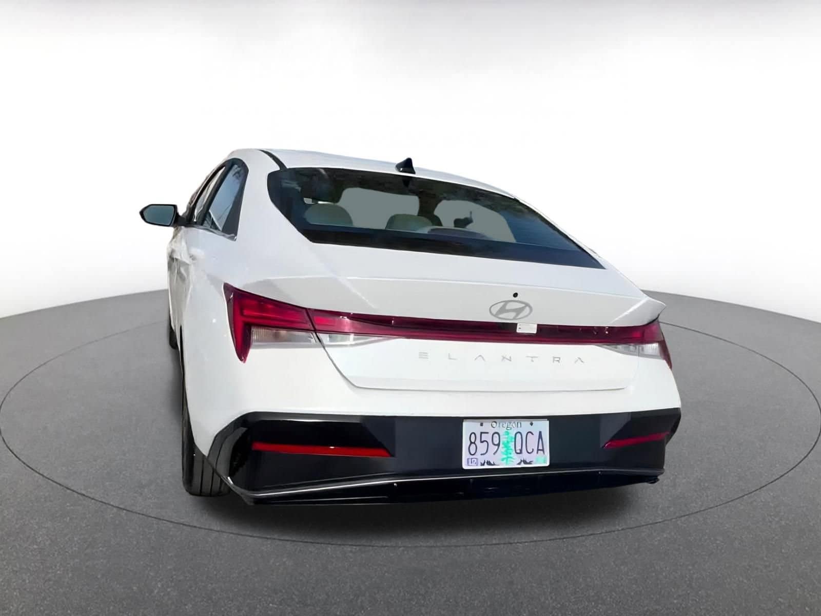 Thumbnail: 2025 Hyundai Elantra - 11