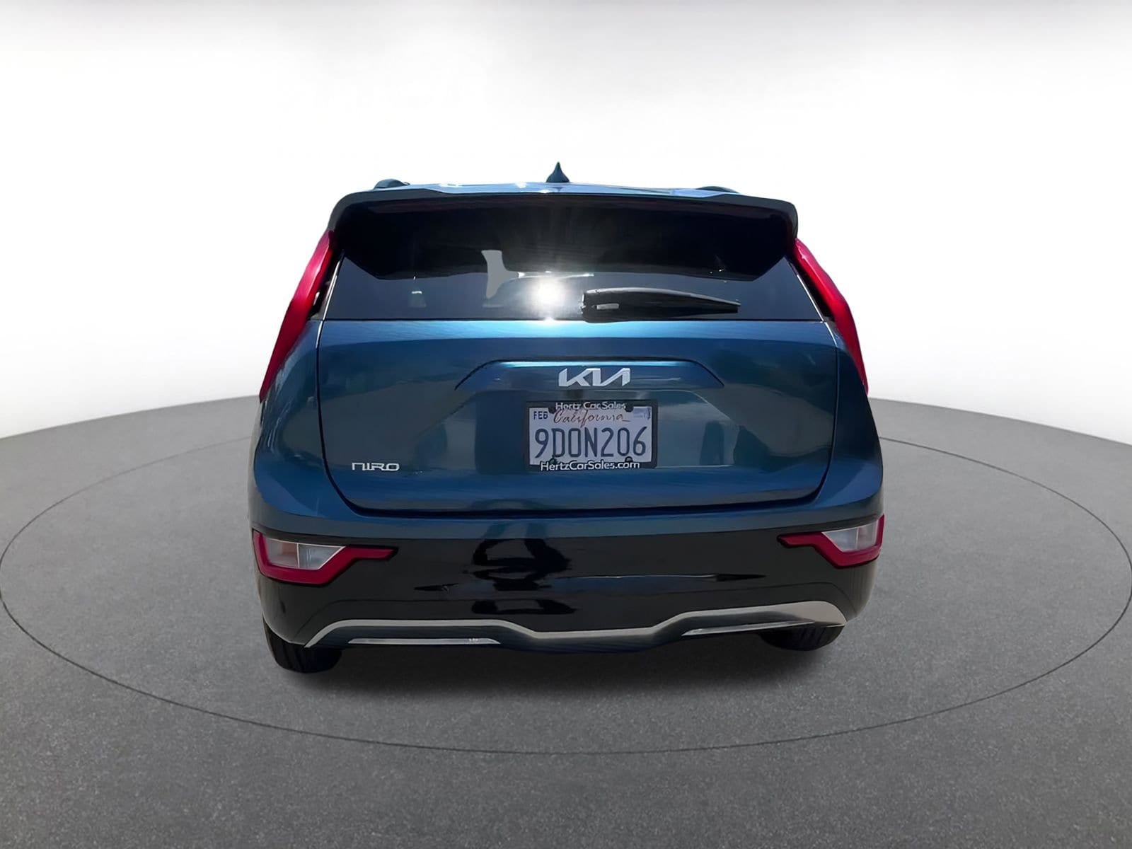 Thumbnail: 2023 Kia Niro - 10