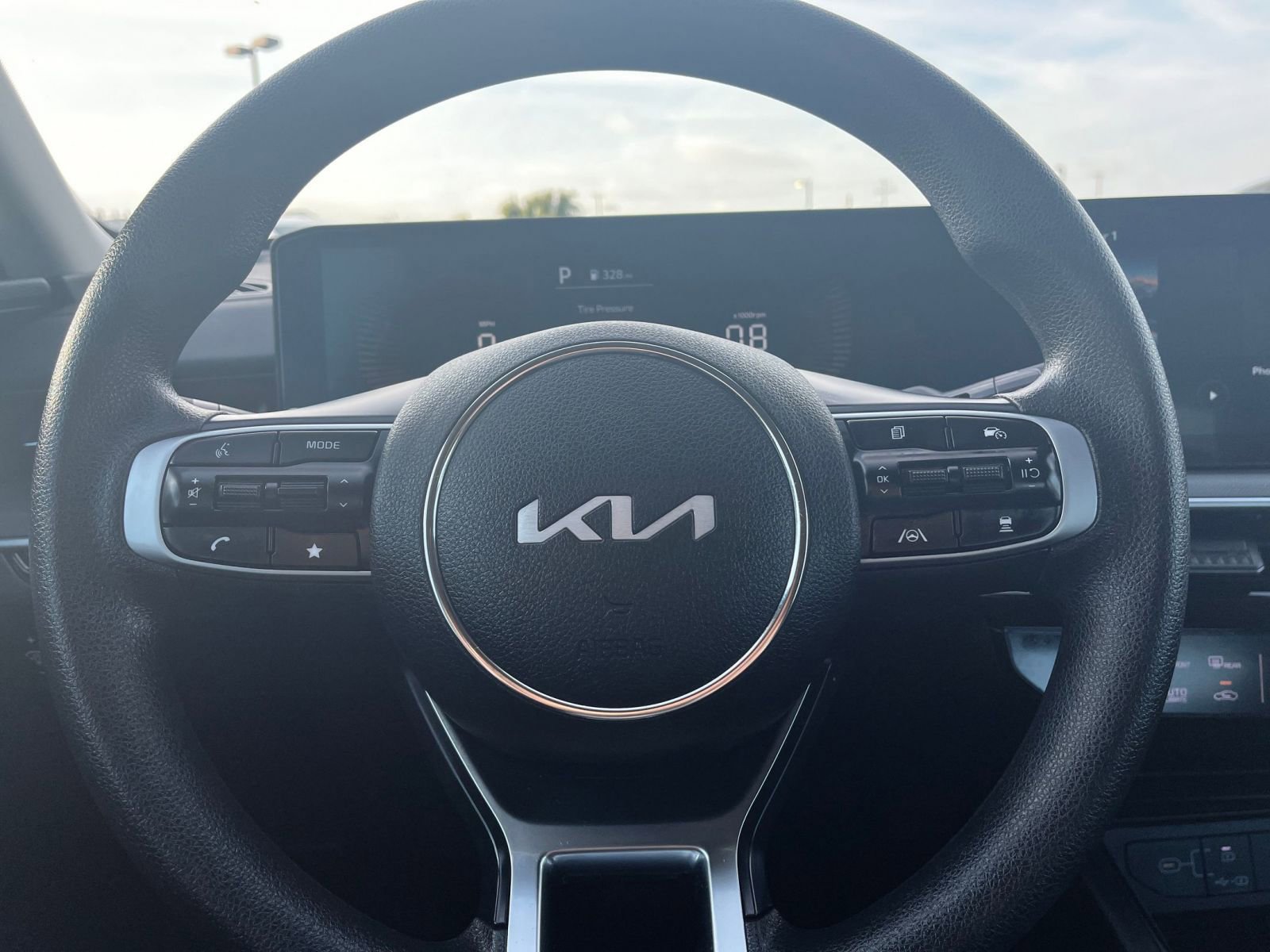 Thumbnail: 2025 Kia K5 - 29