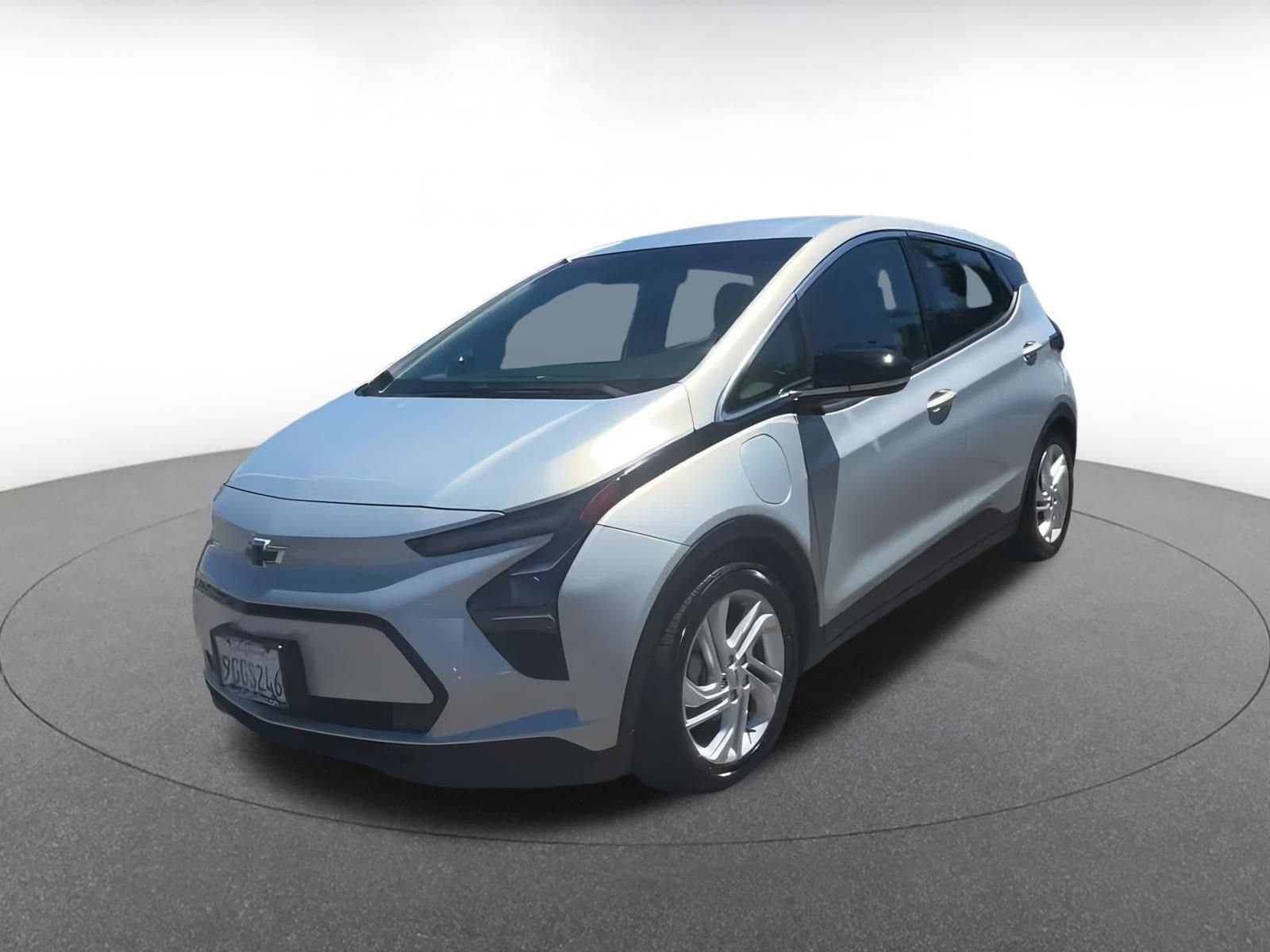 Thumbnail: 2023 Chevrolet Bolt EV - 5