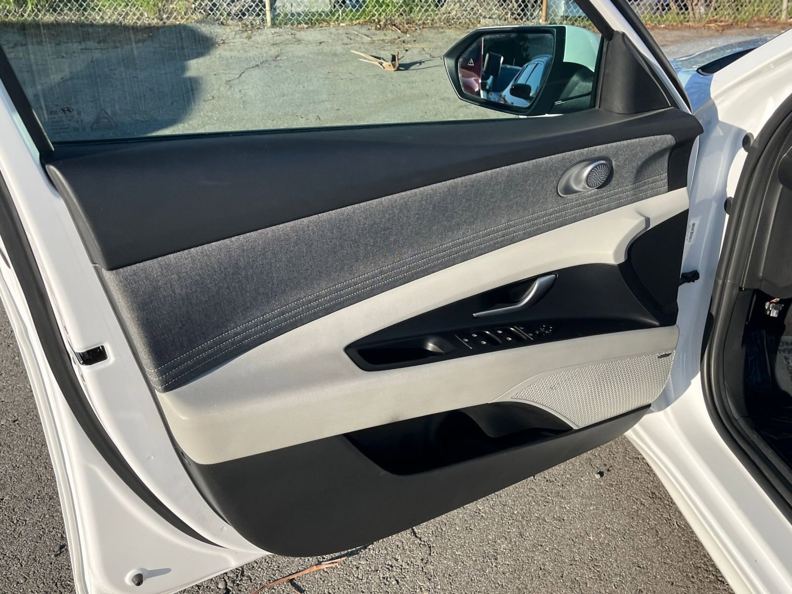 Thumbnail: 2025 Hyundai Elantra - 20