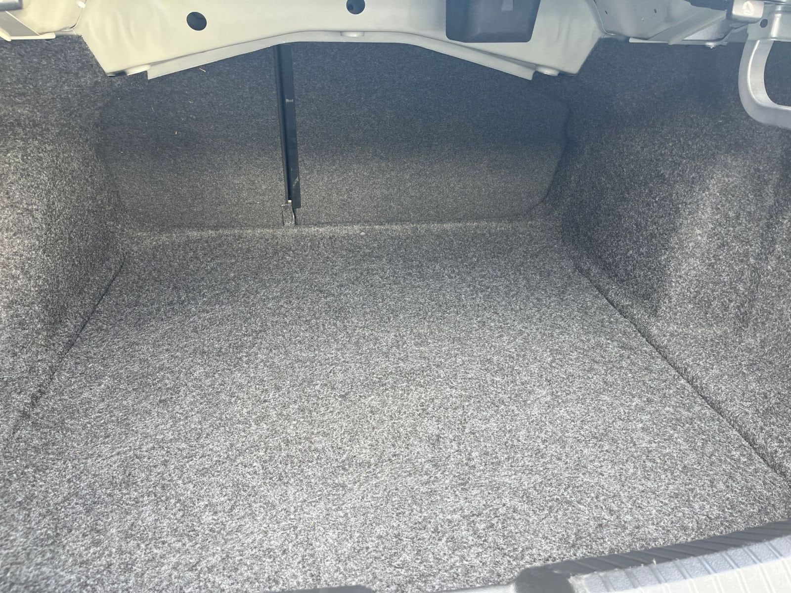 Thumbnail: 2025 Volkswagen Jetta - 31