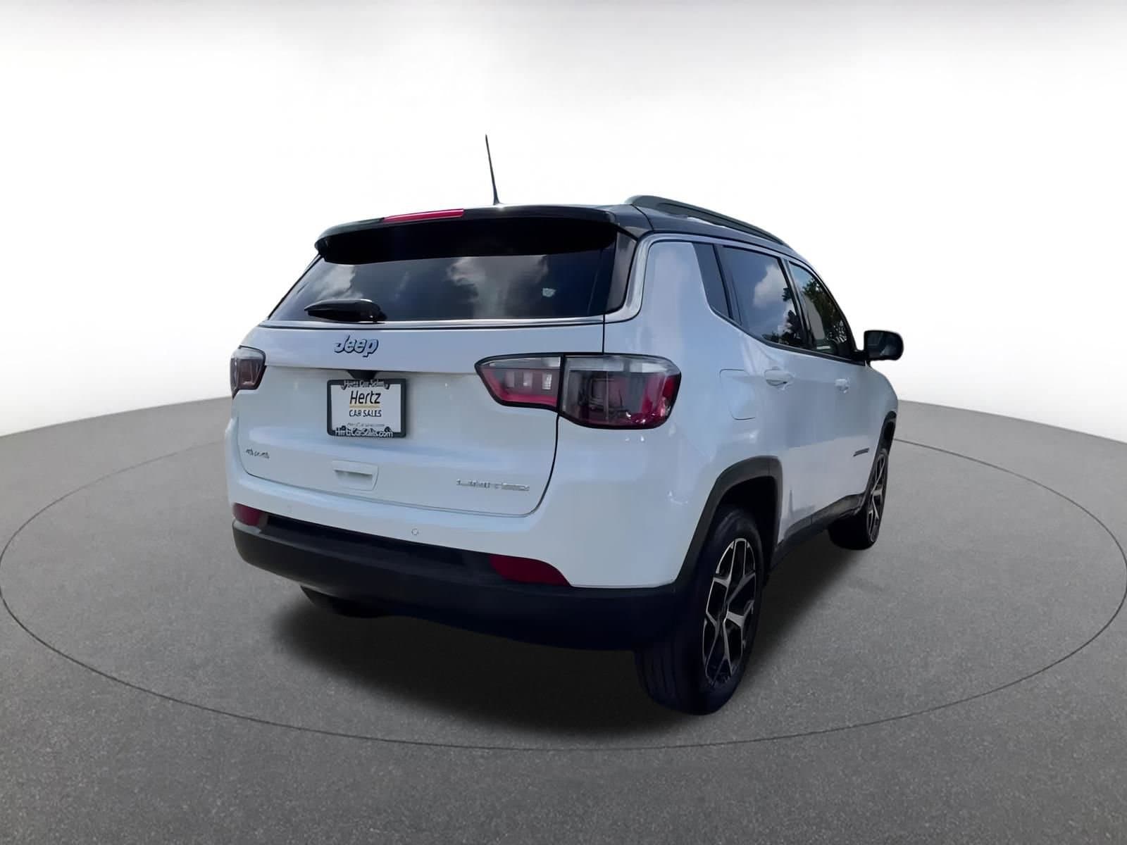 Thumbnail: 2025 Jeep Compass - 15