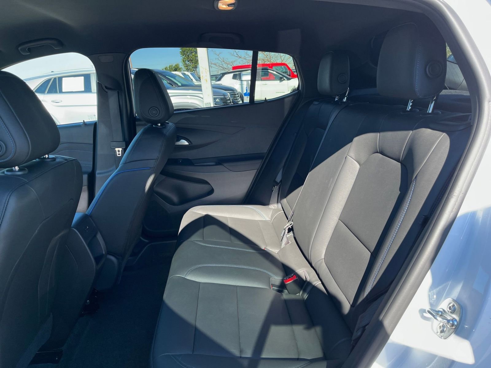 Thumbnail: 2025 Buick Envista - 25