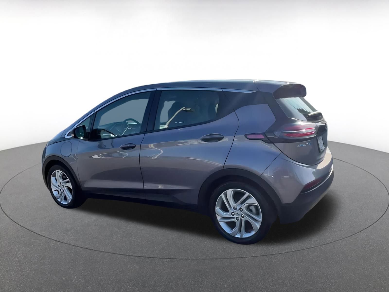Thumbnail: 2023 Chevrolet Bolt EV - 8