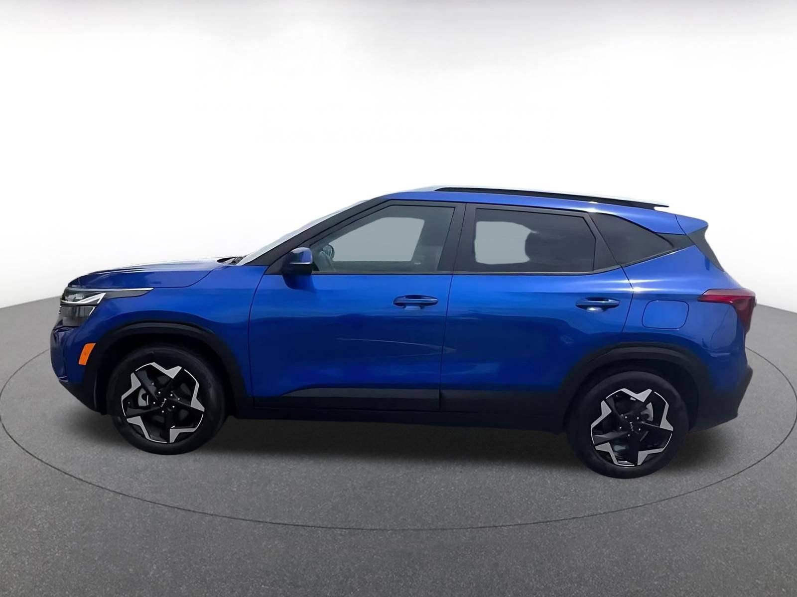 Thumbnail: 2025 Kia Seltos - 9