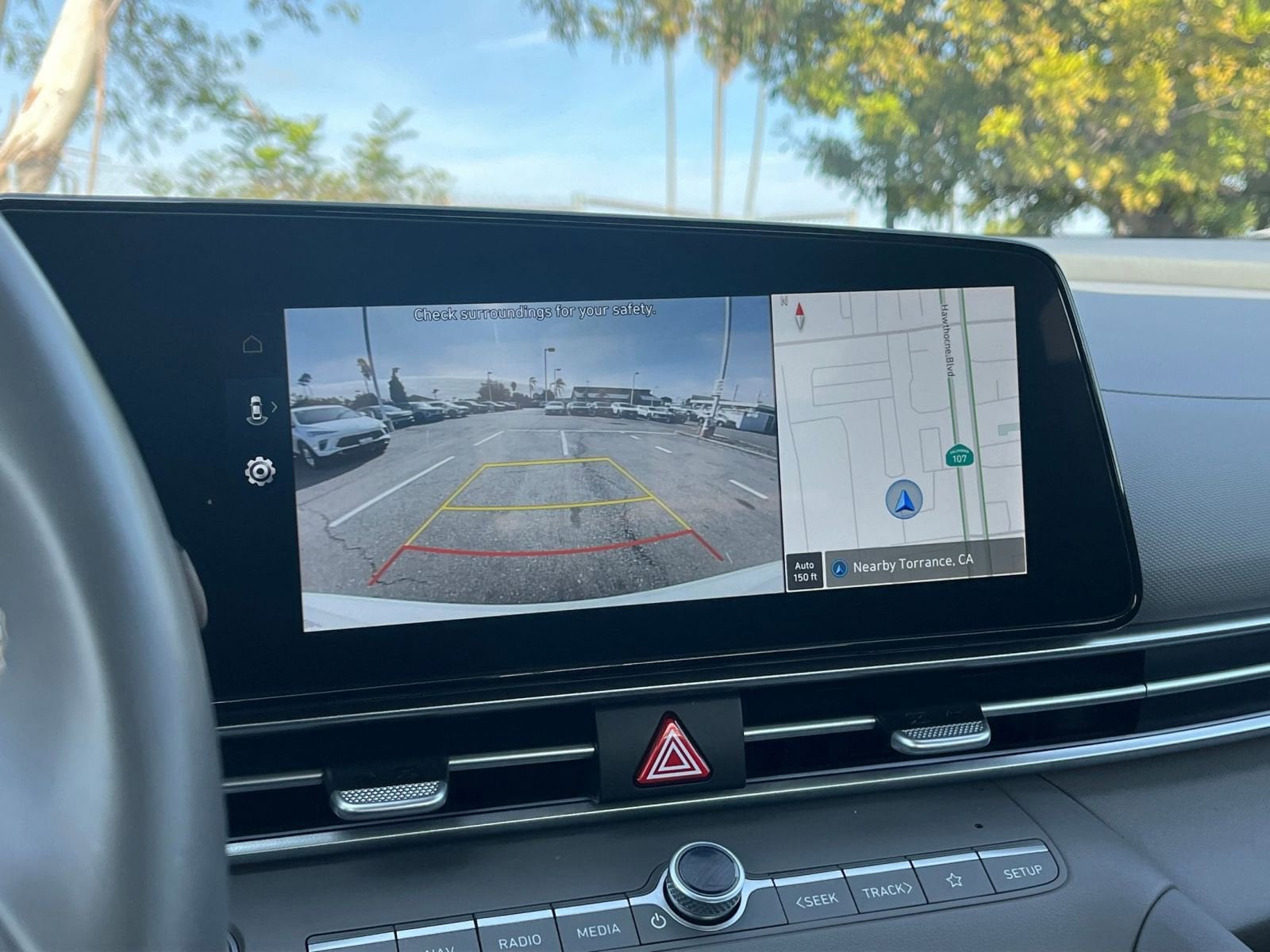 Thumbnail: 2025 Hyundai Elantra - 17