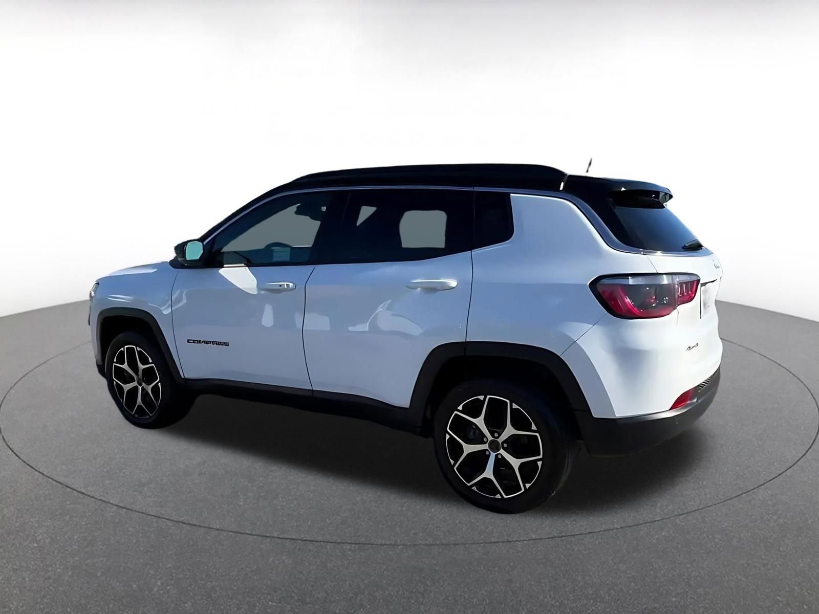 Thumbnail: 2025 Jeep Compass - 10