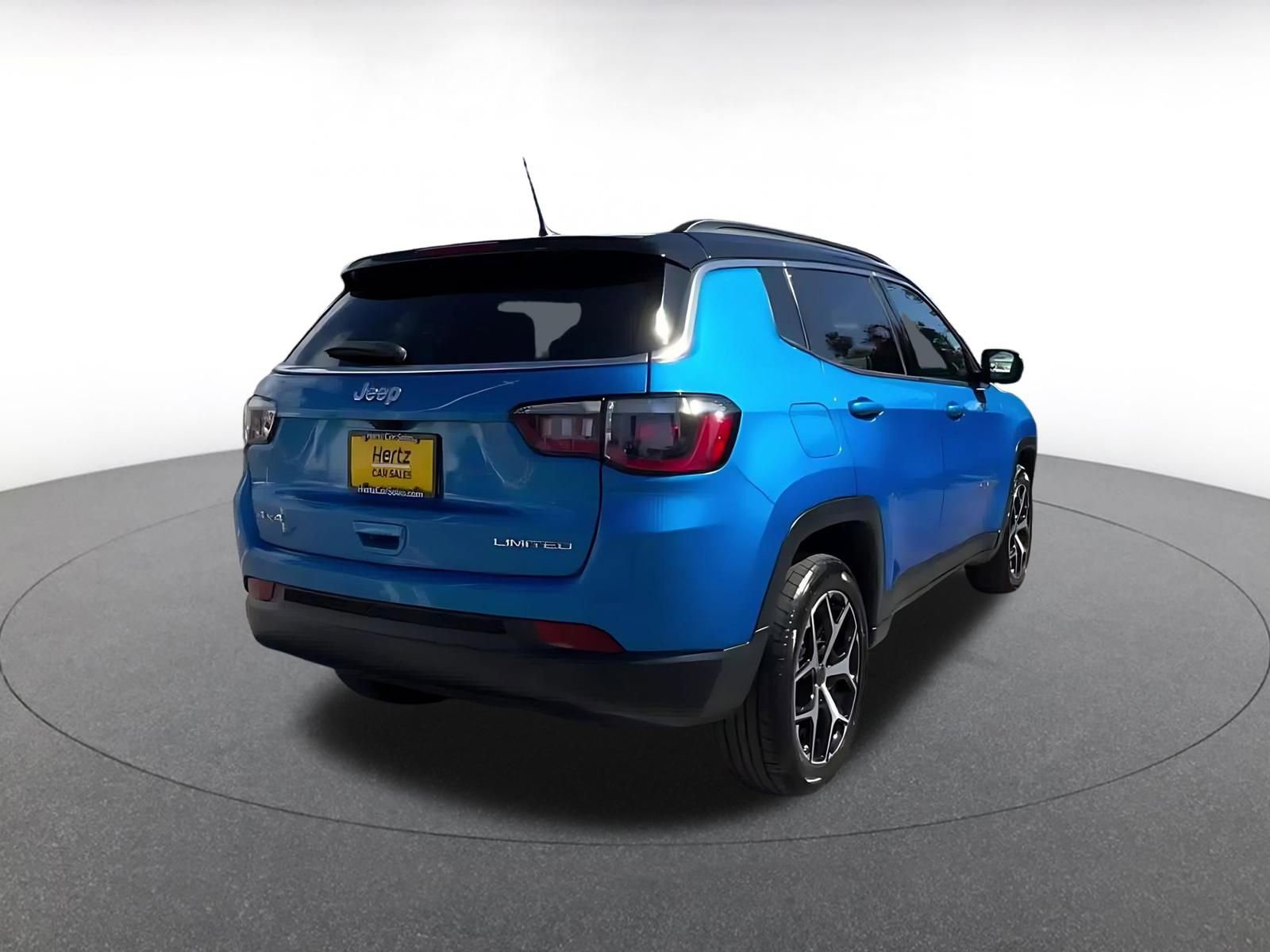 Thumbnail: 2025 Jeep Compass - 15