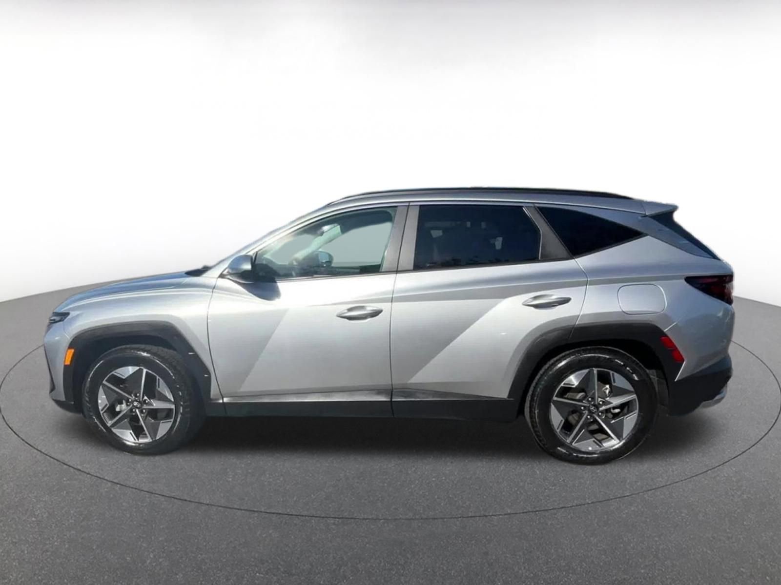 Thumbnail: 2025 Hyundai Tucson - 9