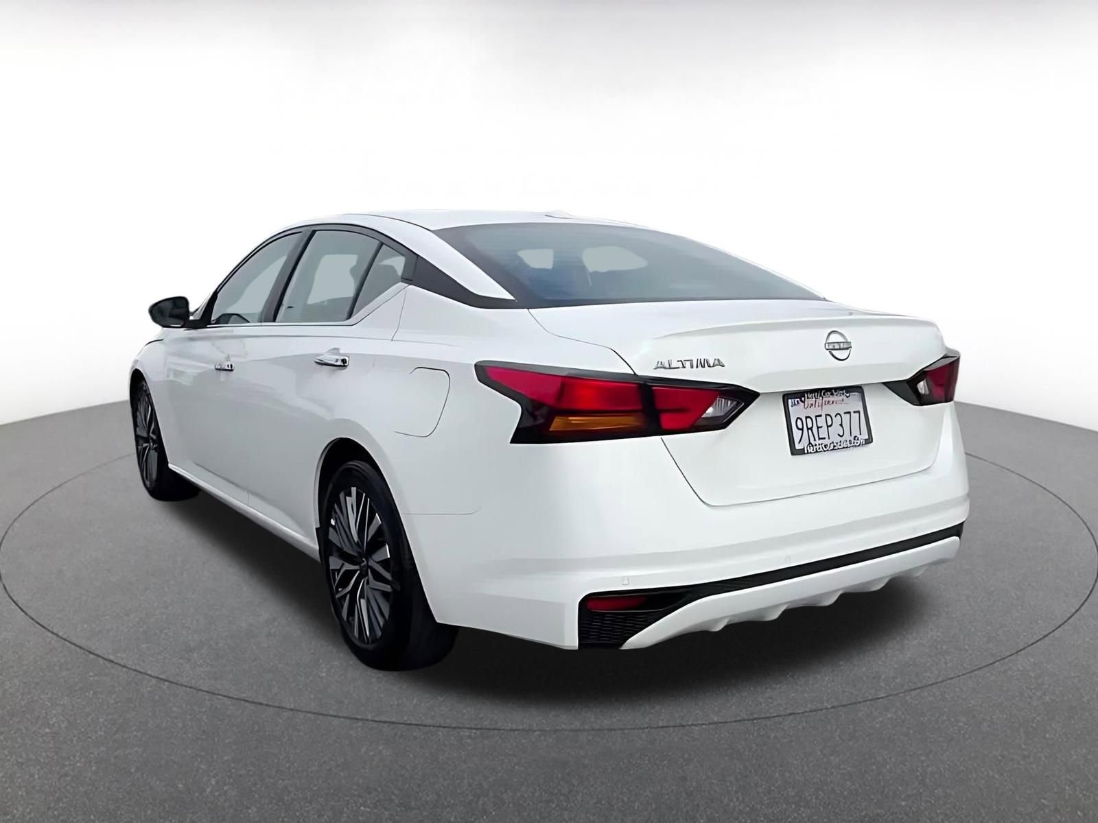 Thumbnail: 2025 Nissan Altima - 11