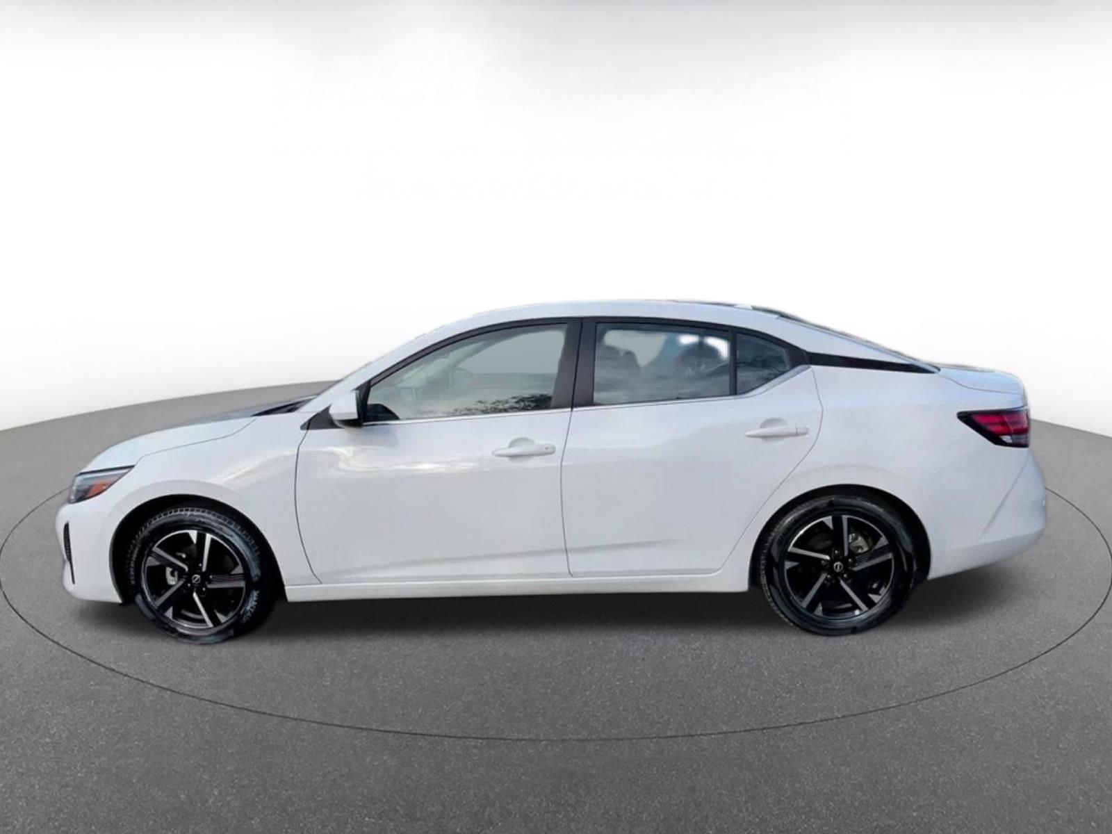 Thumbnail: 2025 Nissan Sentra - 9