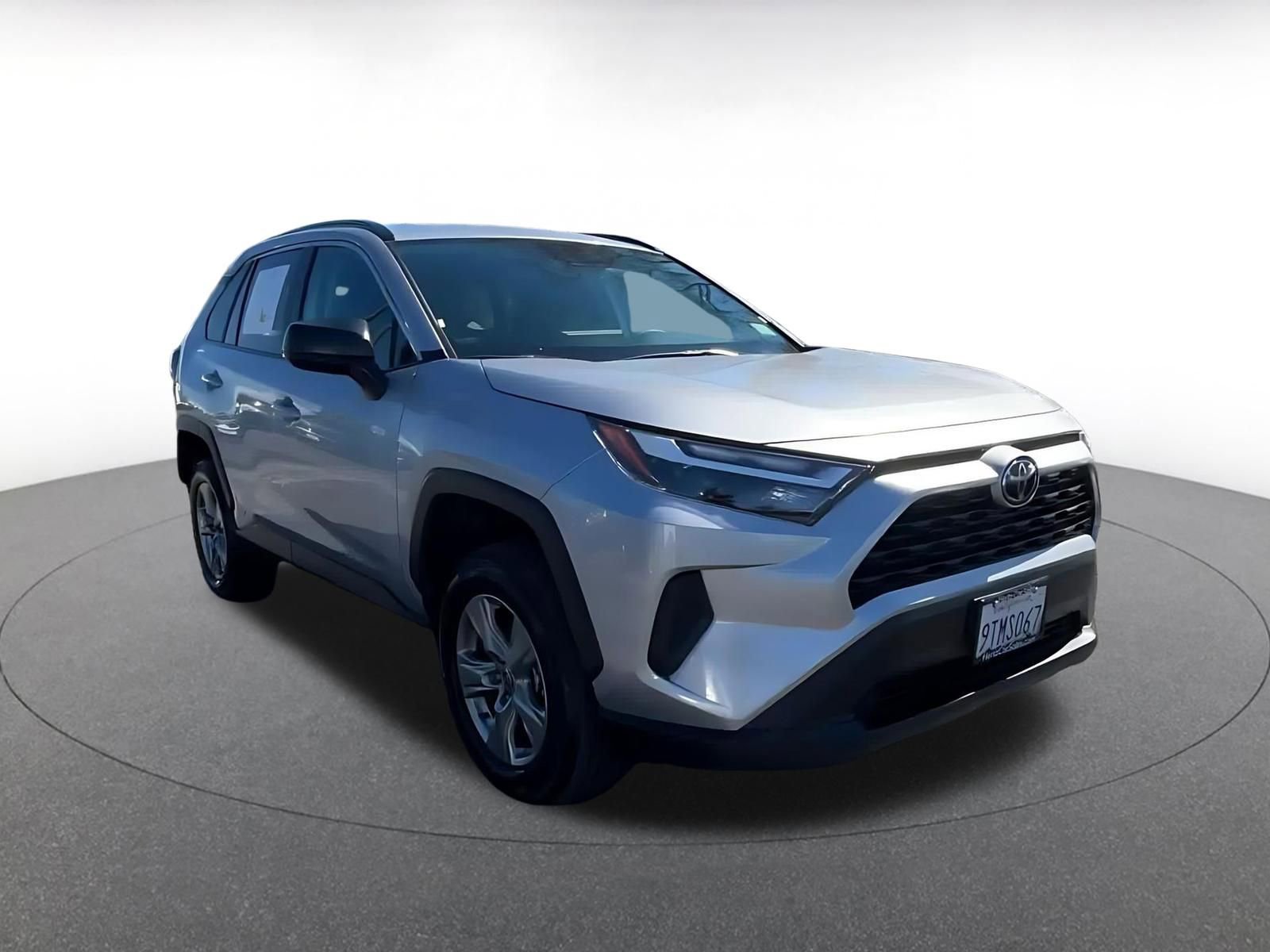 Thumbnail: 2025 Toyota RAV4 - 3