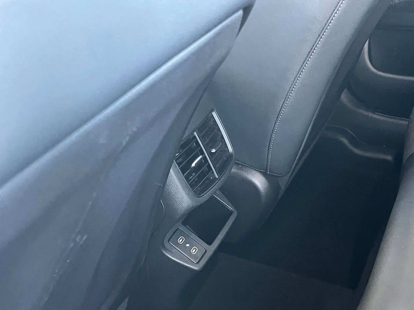 Thumbnail: 2025 Kia Seltos - 24