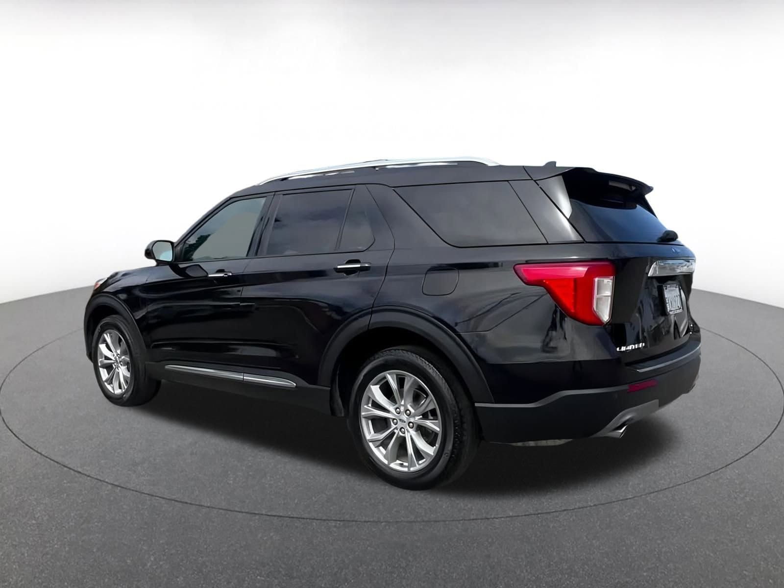 Thumbnail: 2024 Ford Explorer - 10