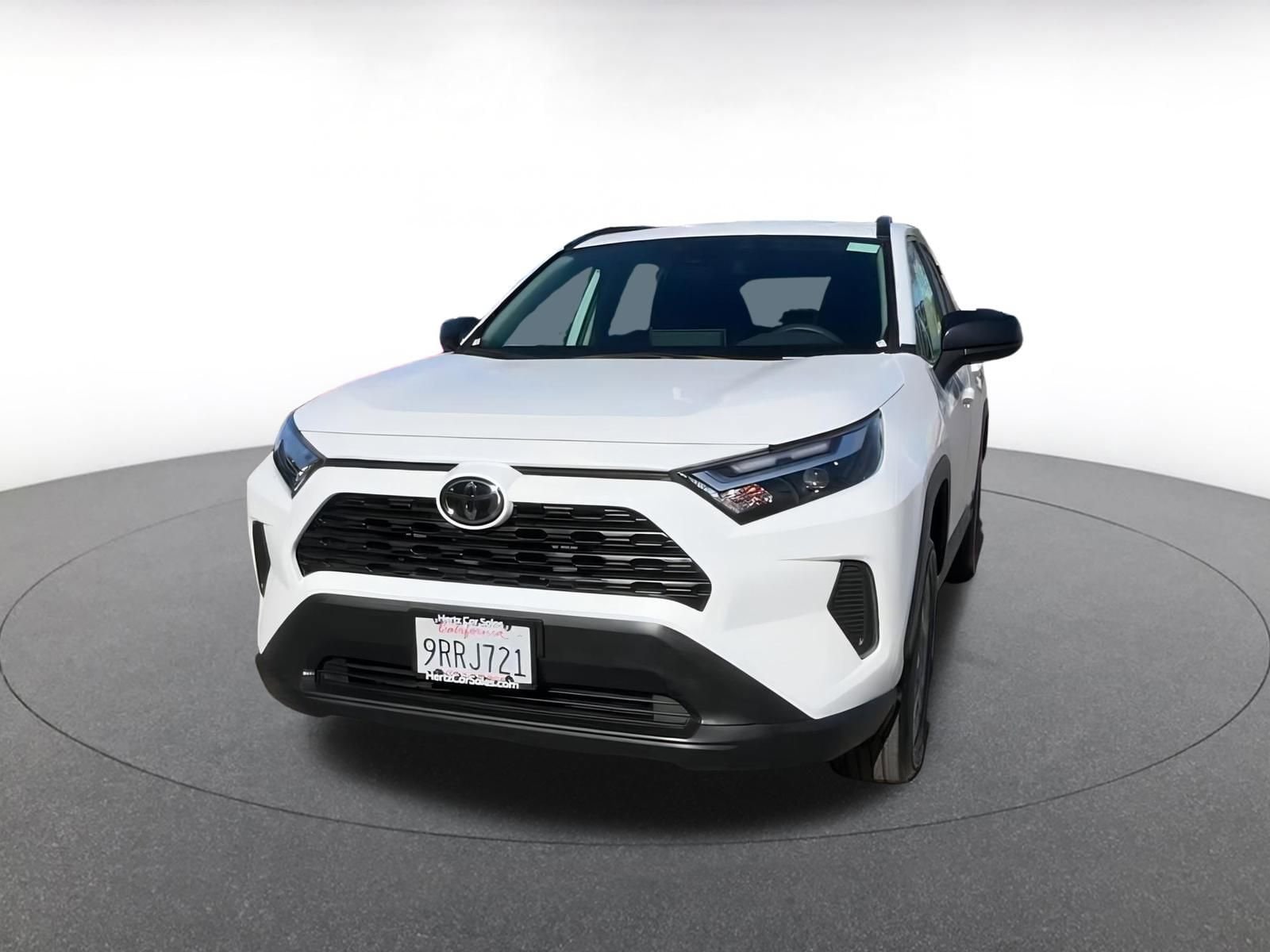 Thumbnail: 2025 Toyota RAV4 - 4
