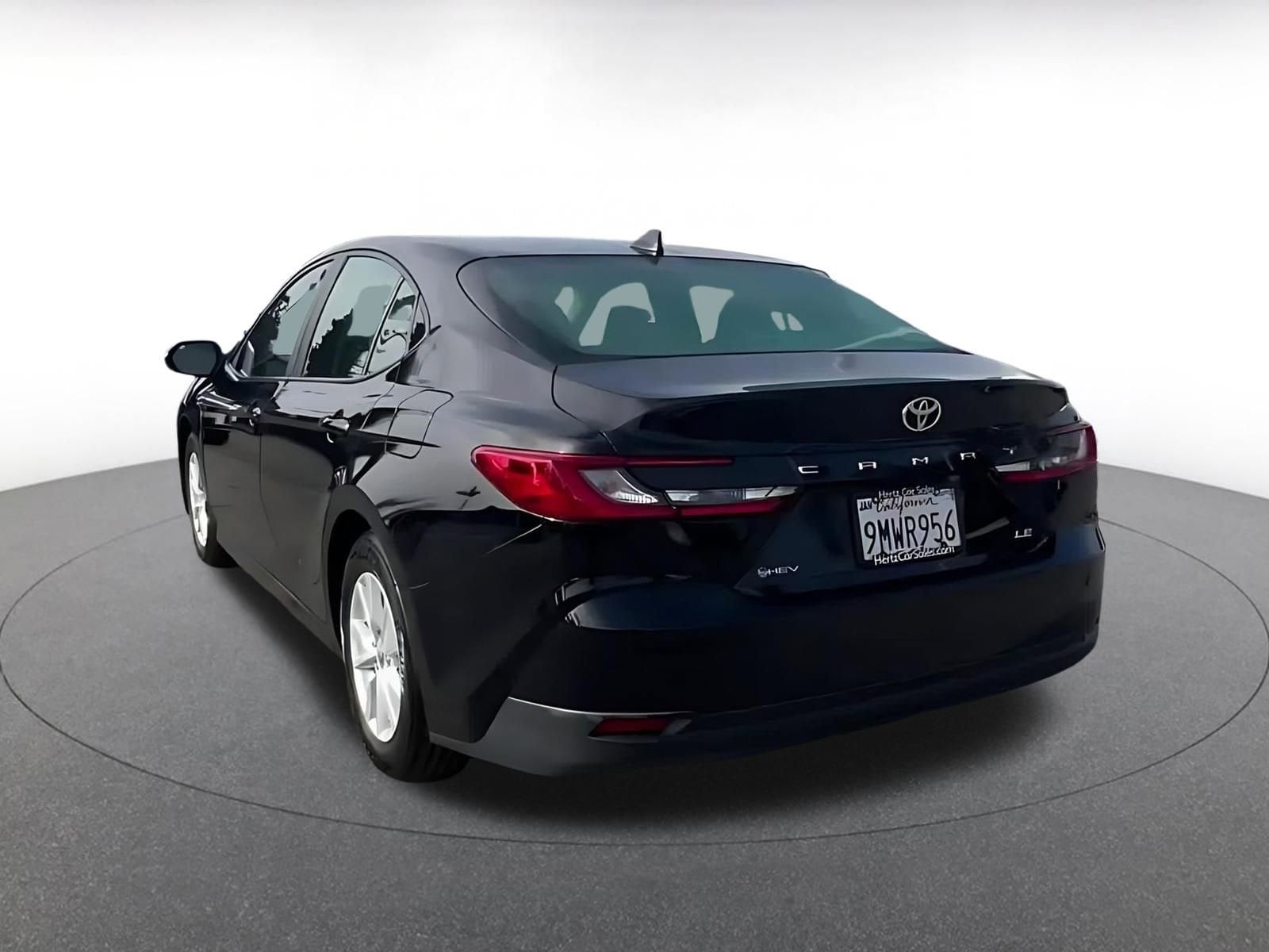 Thumbnail: 2025 Toyota Camry - 11