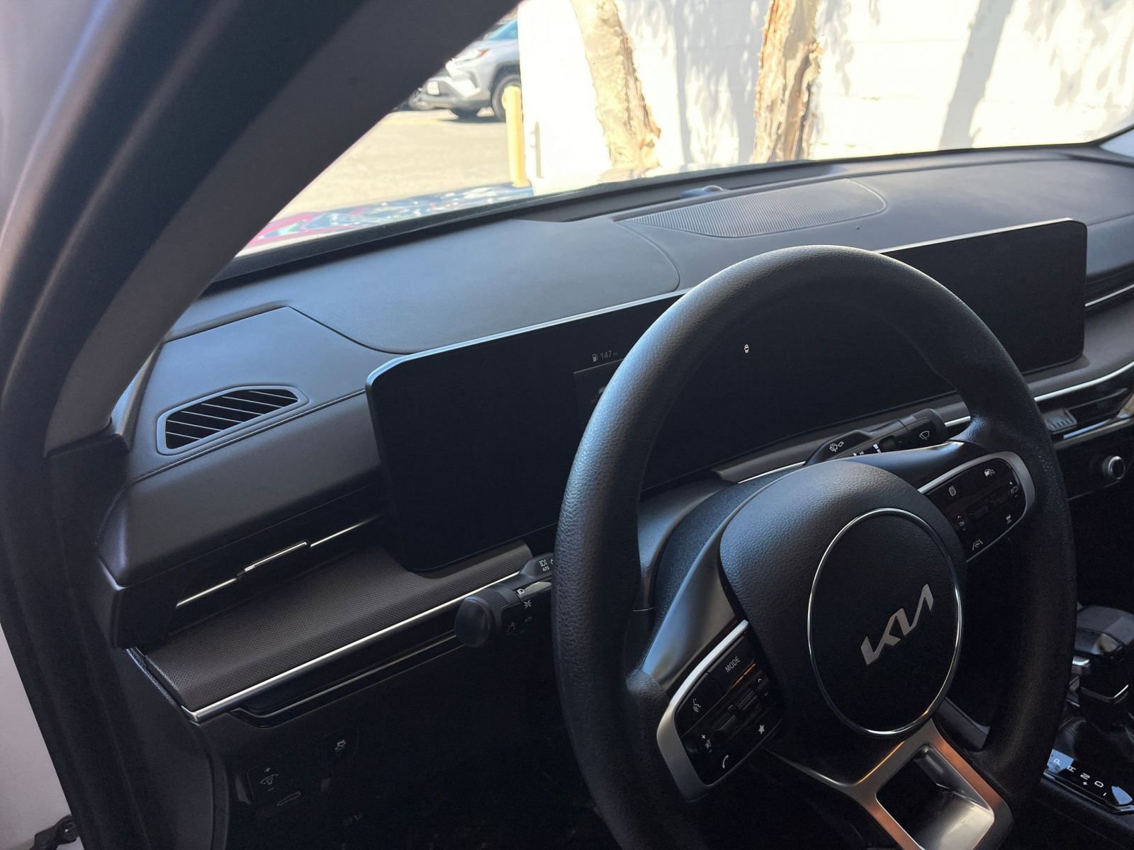 Thumbnail: 2025 Kia K5 - 35