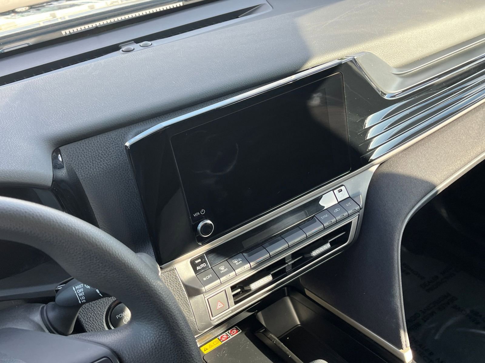 Thumbnail: 2025 Toyota Camry - 18