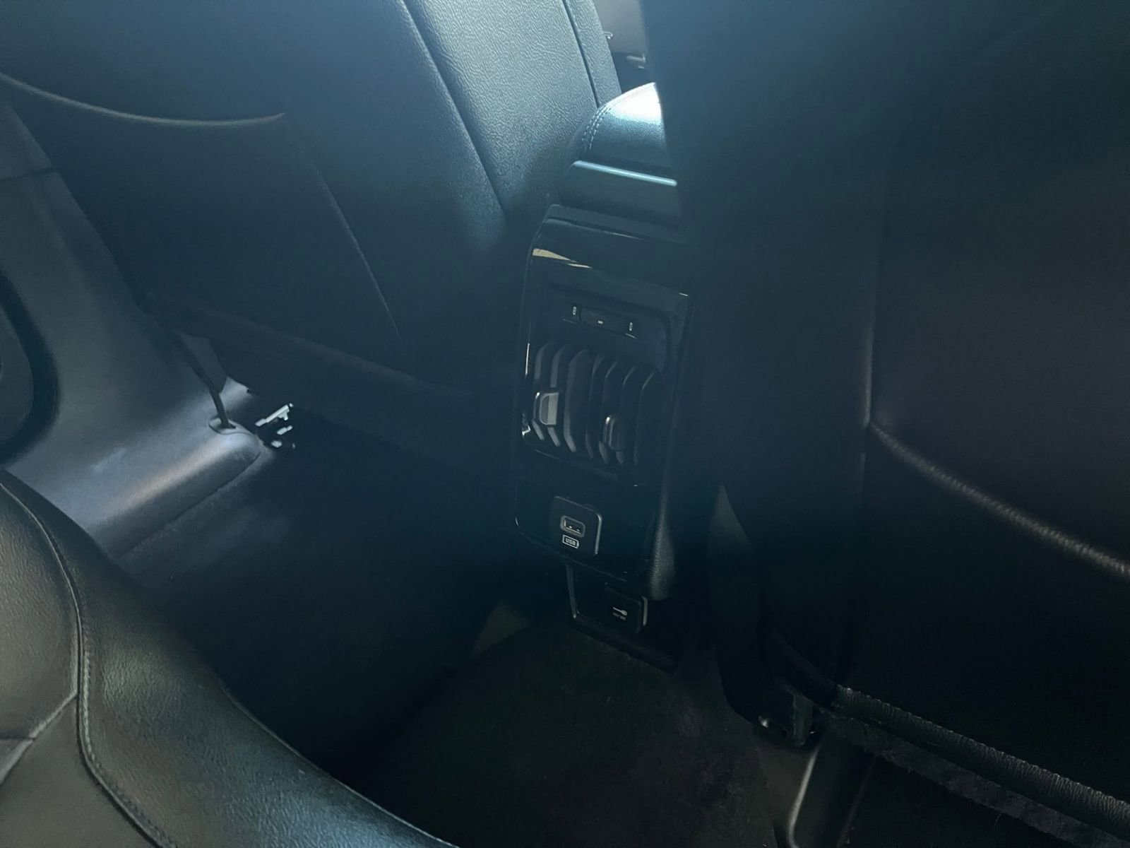 Thumbnail: 2025 Jeep Compass - 23