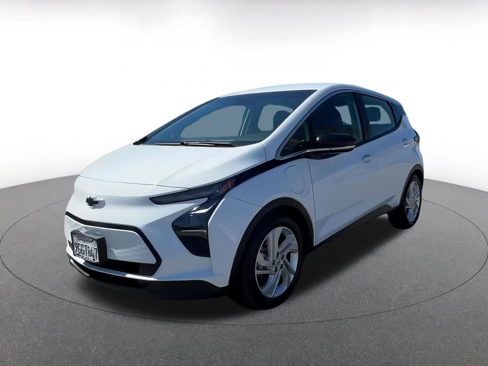 Thumbnail: 2023 Chevrolet Bolt EV - 5