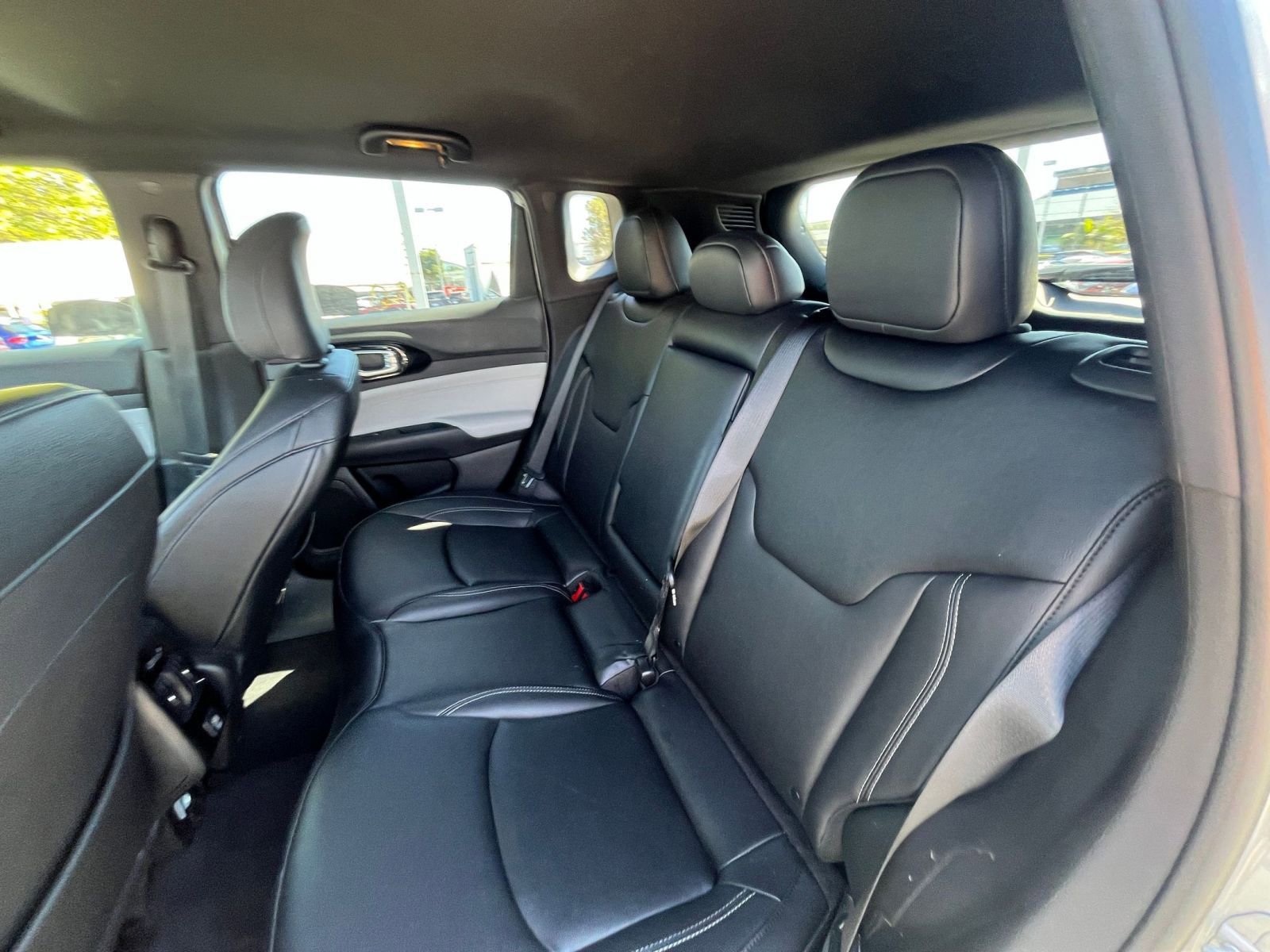 Thumbnail: 2025 Jeep Compass - 27