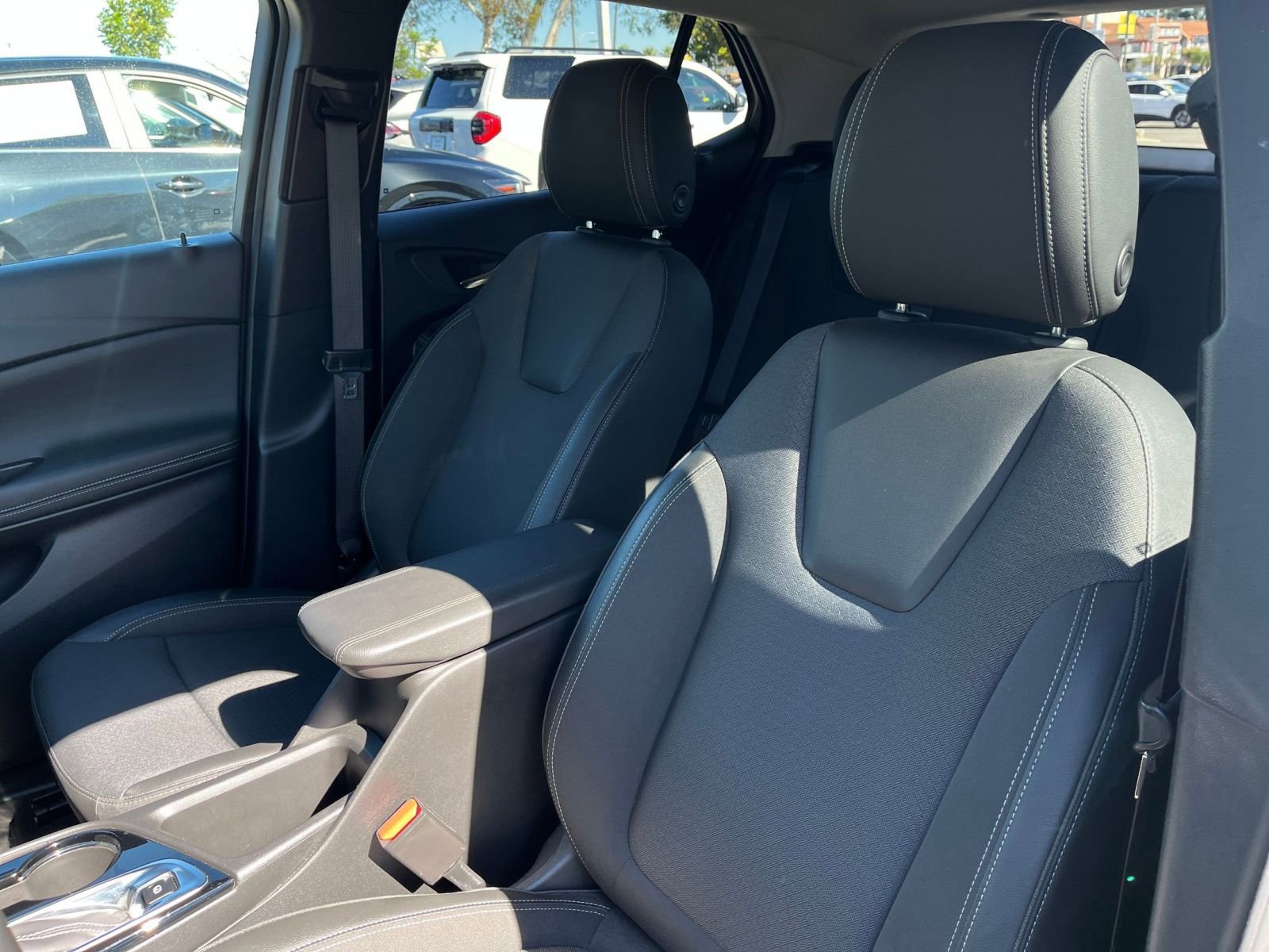 Thumbnail: 2025 Buick Encore GX - 27