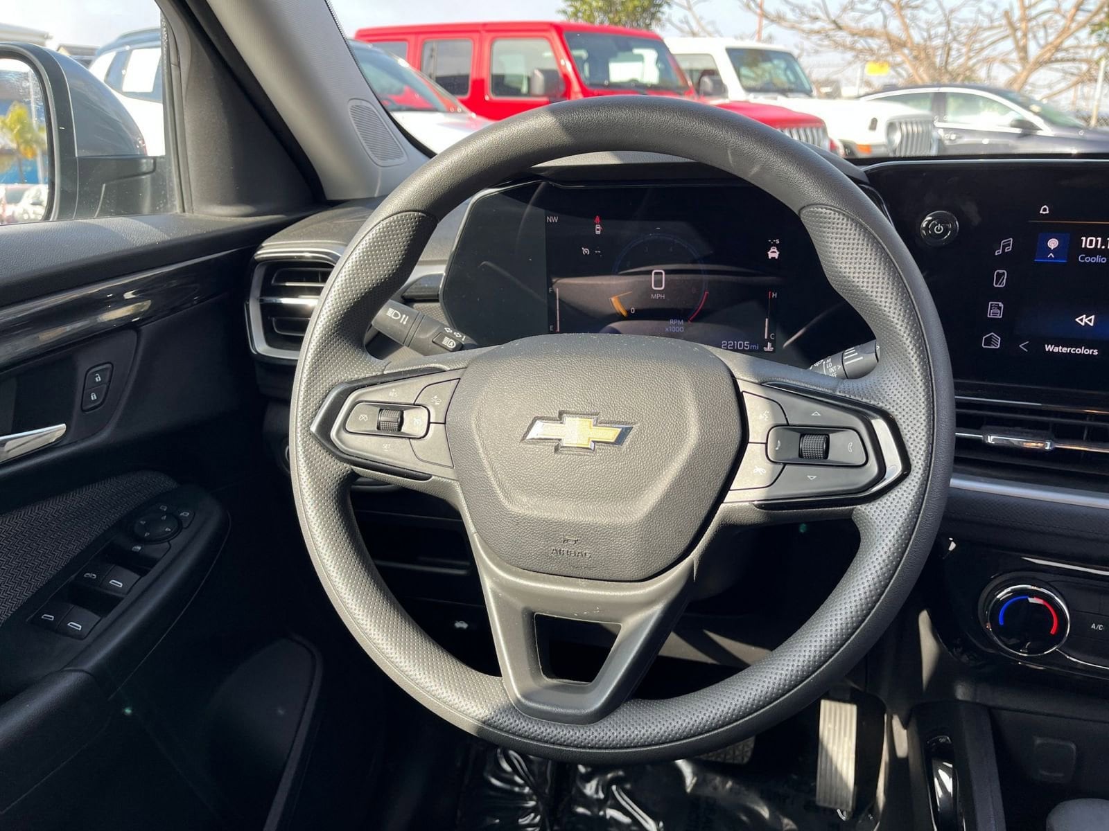 Thumbnail: 2025 Chevrolet TrailBlazer - 28