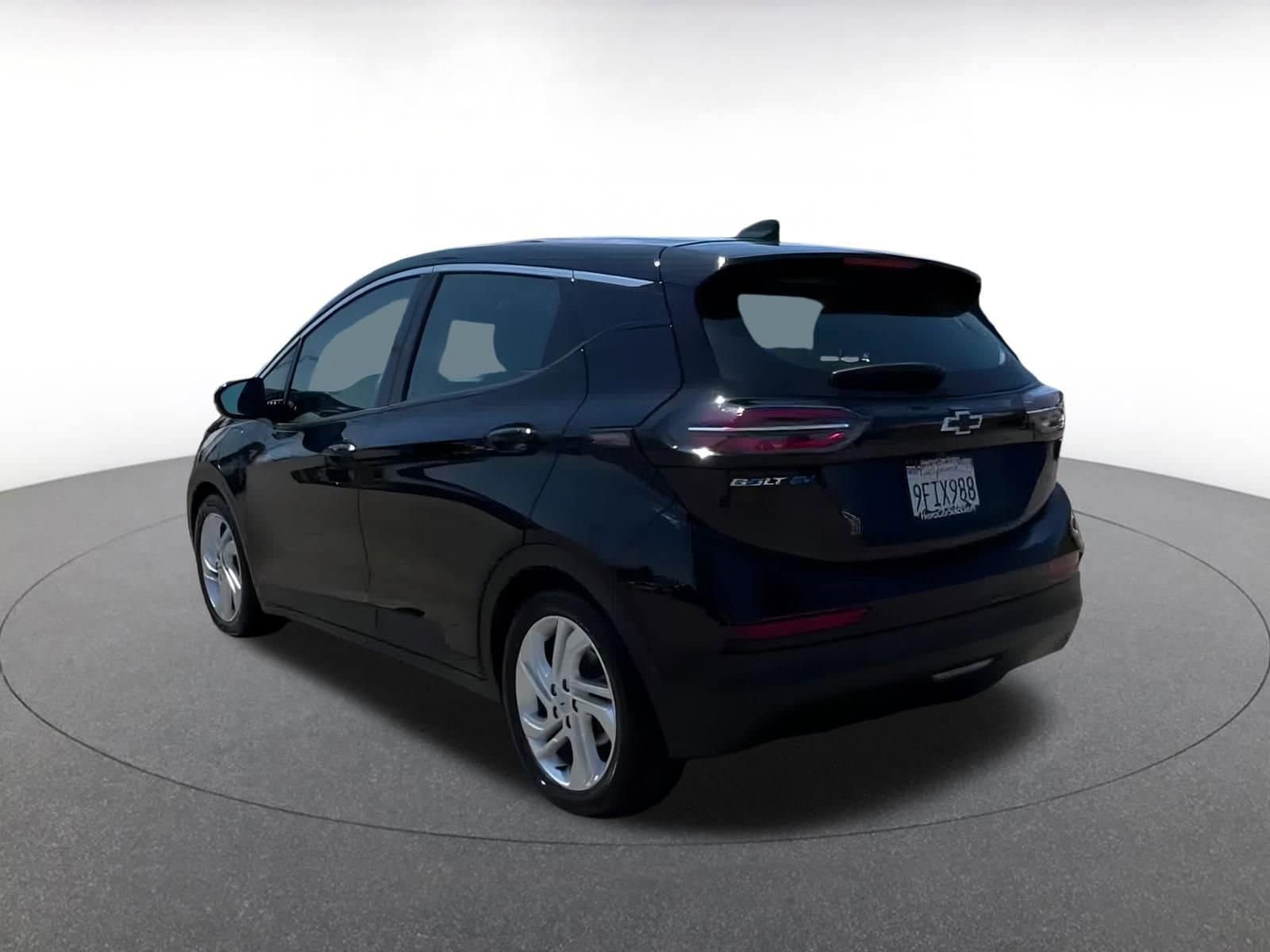 Thumbnail: 2023 Chevrolet Bolt EV - 8