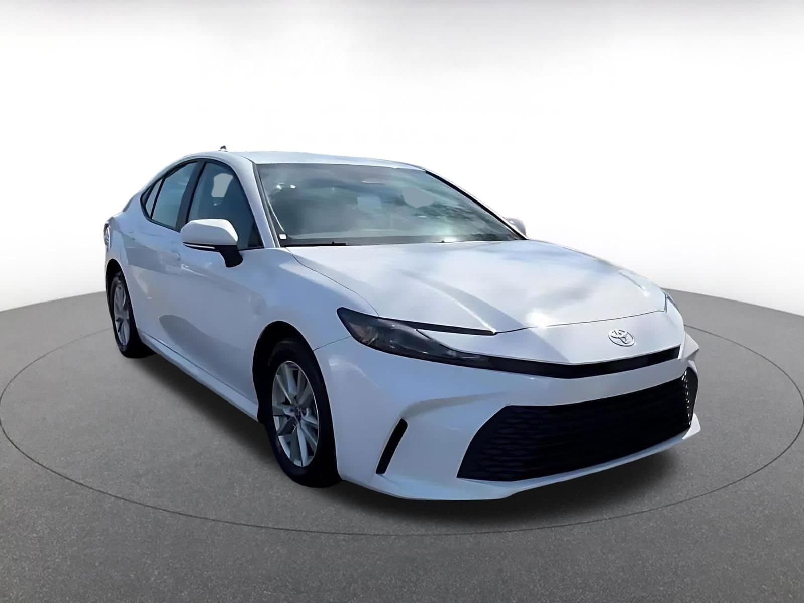 Thumbnail: 2025 Toyota Camry - 3