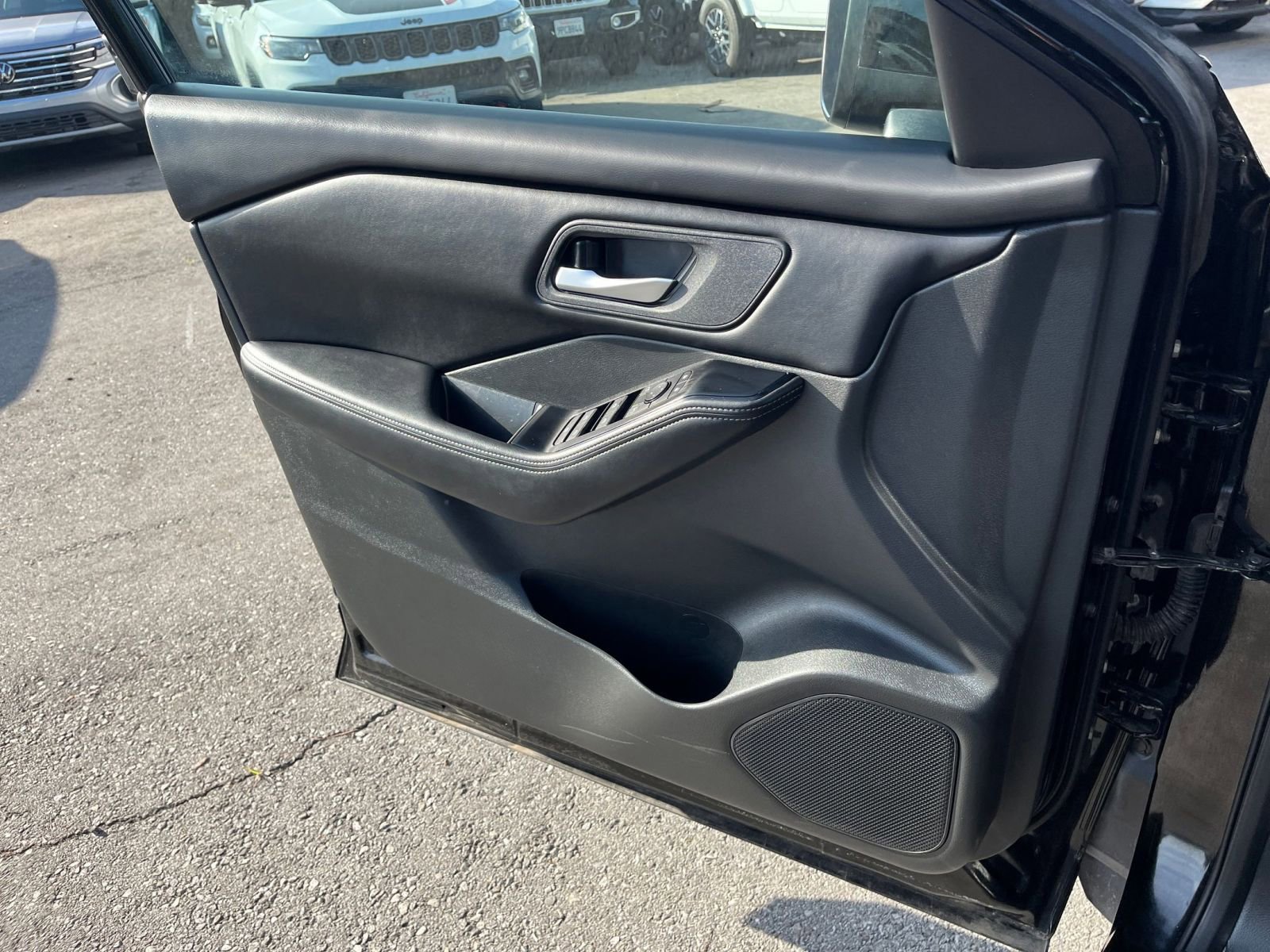 Thumbnail: 2025 Nissan Rogue - 18