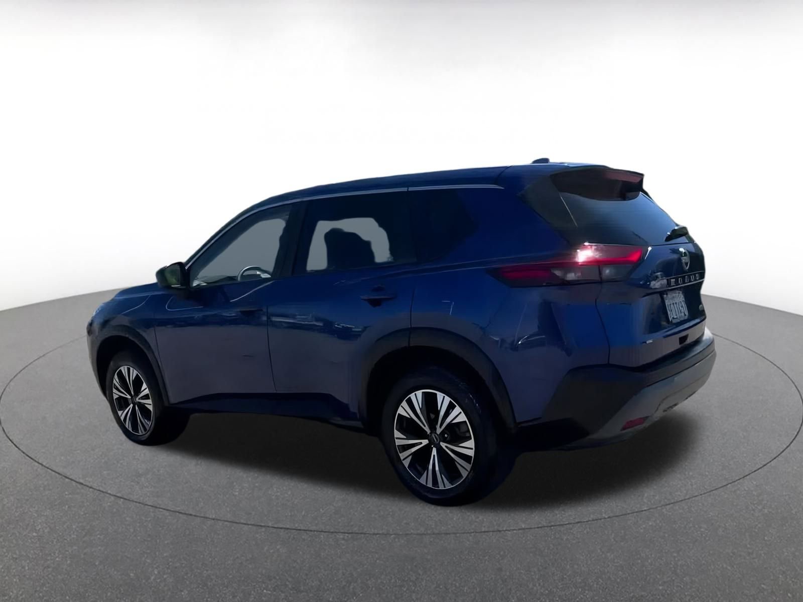 Thumbnail: 2023 Nissan Rogue - 8