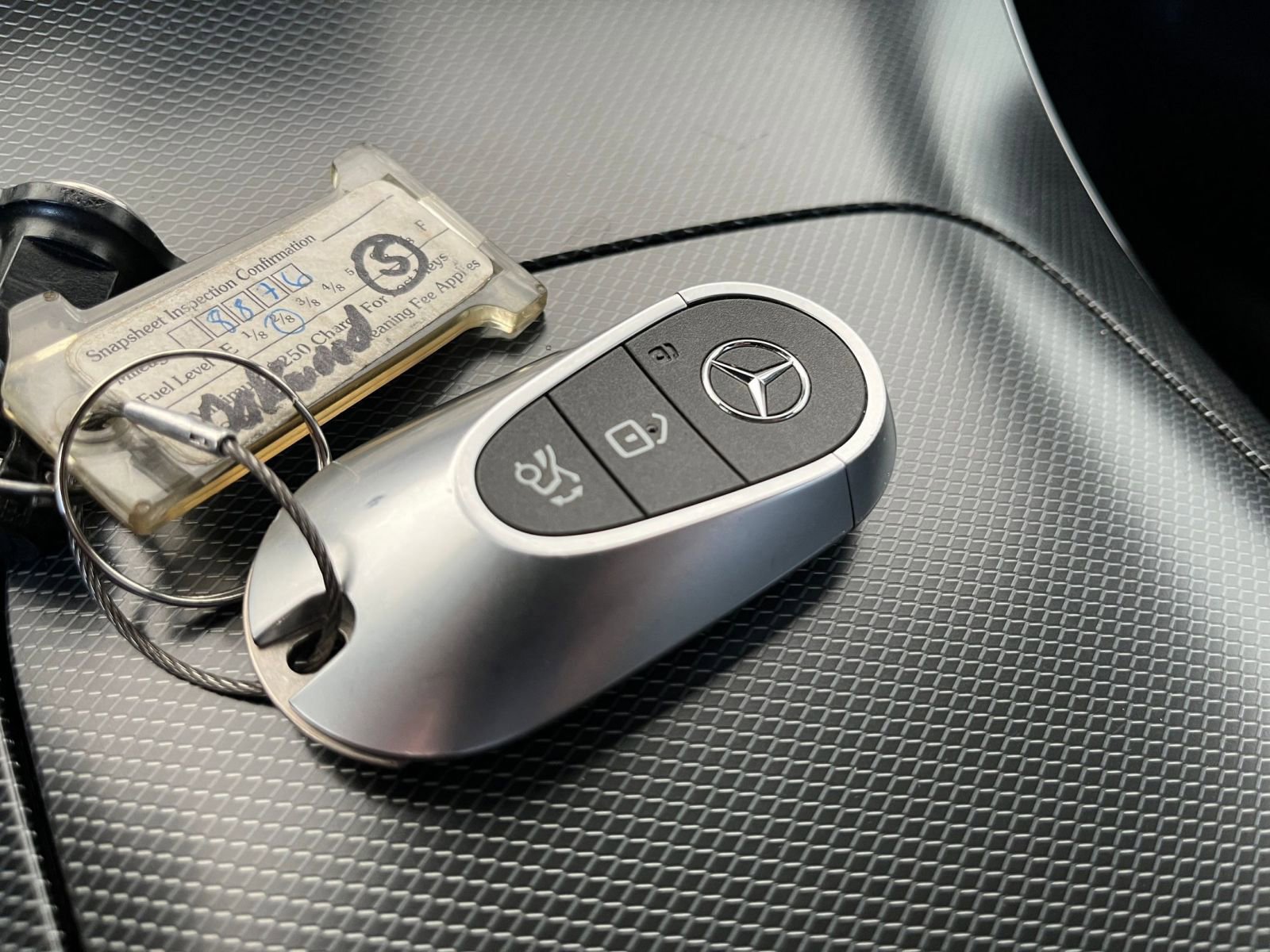 Thumbnail: 2024 Mercedes-Benz GLC - 22