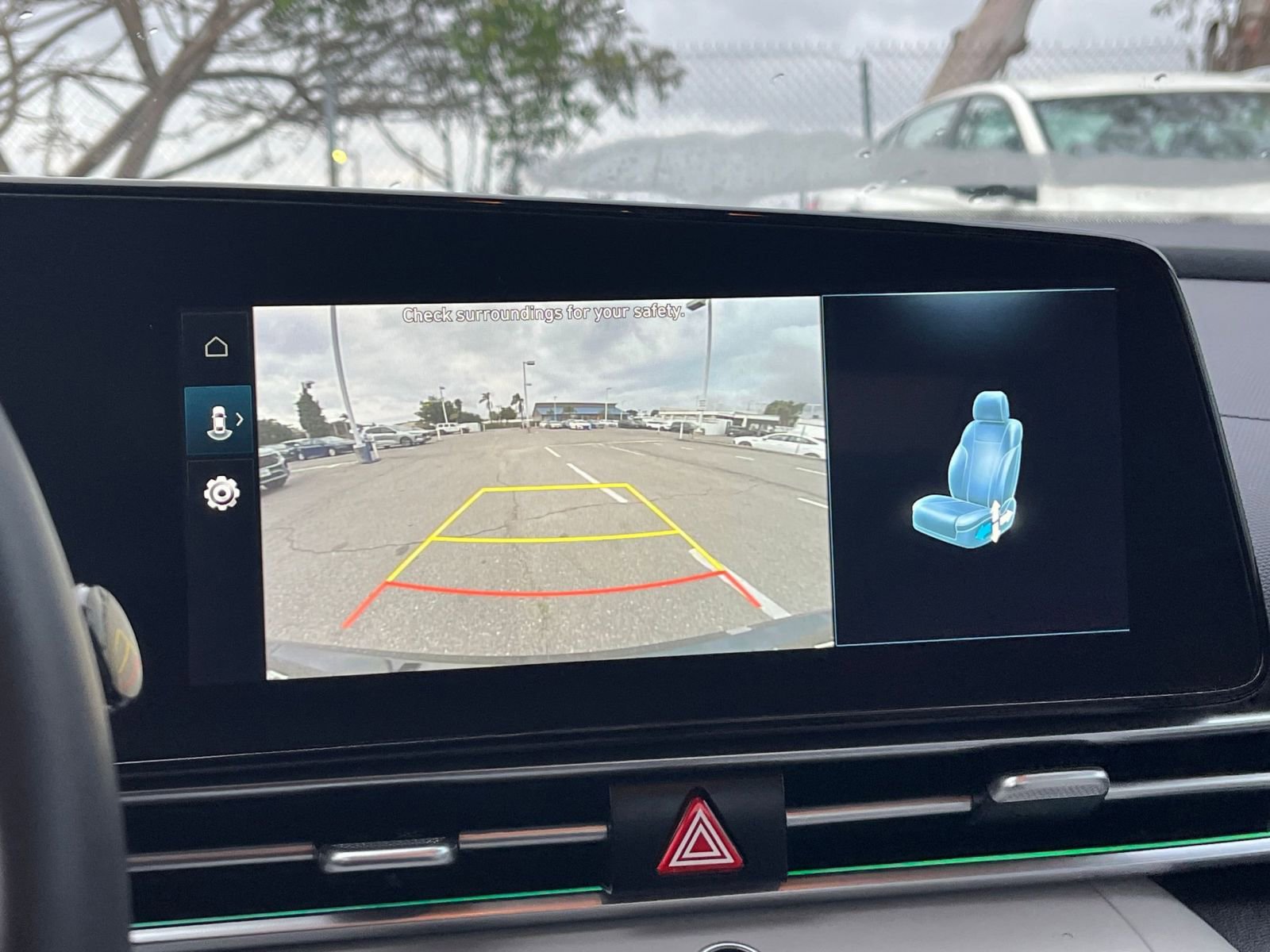 Thumbnail: 2025 Hyundai Elantra - 24