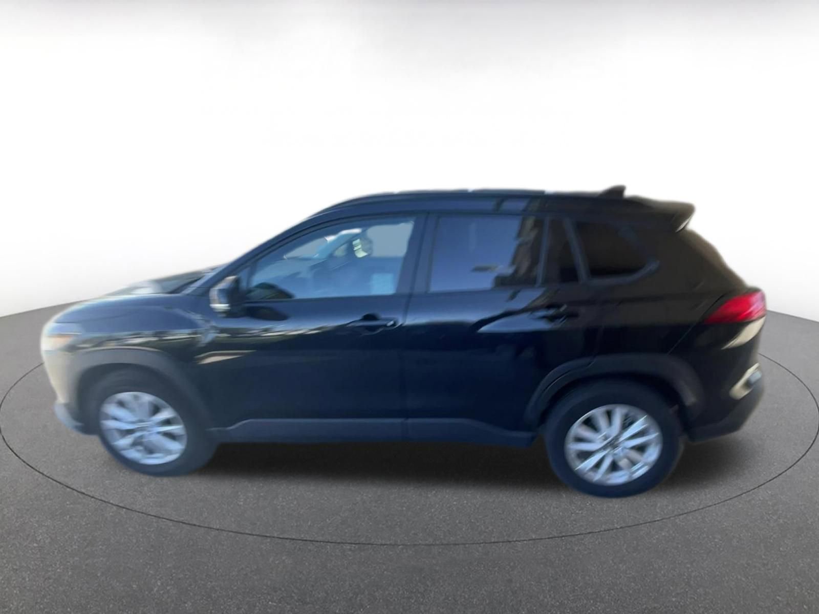 Thumbnail: 2025 Toyota Corolla Cross - 9