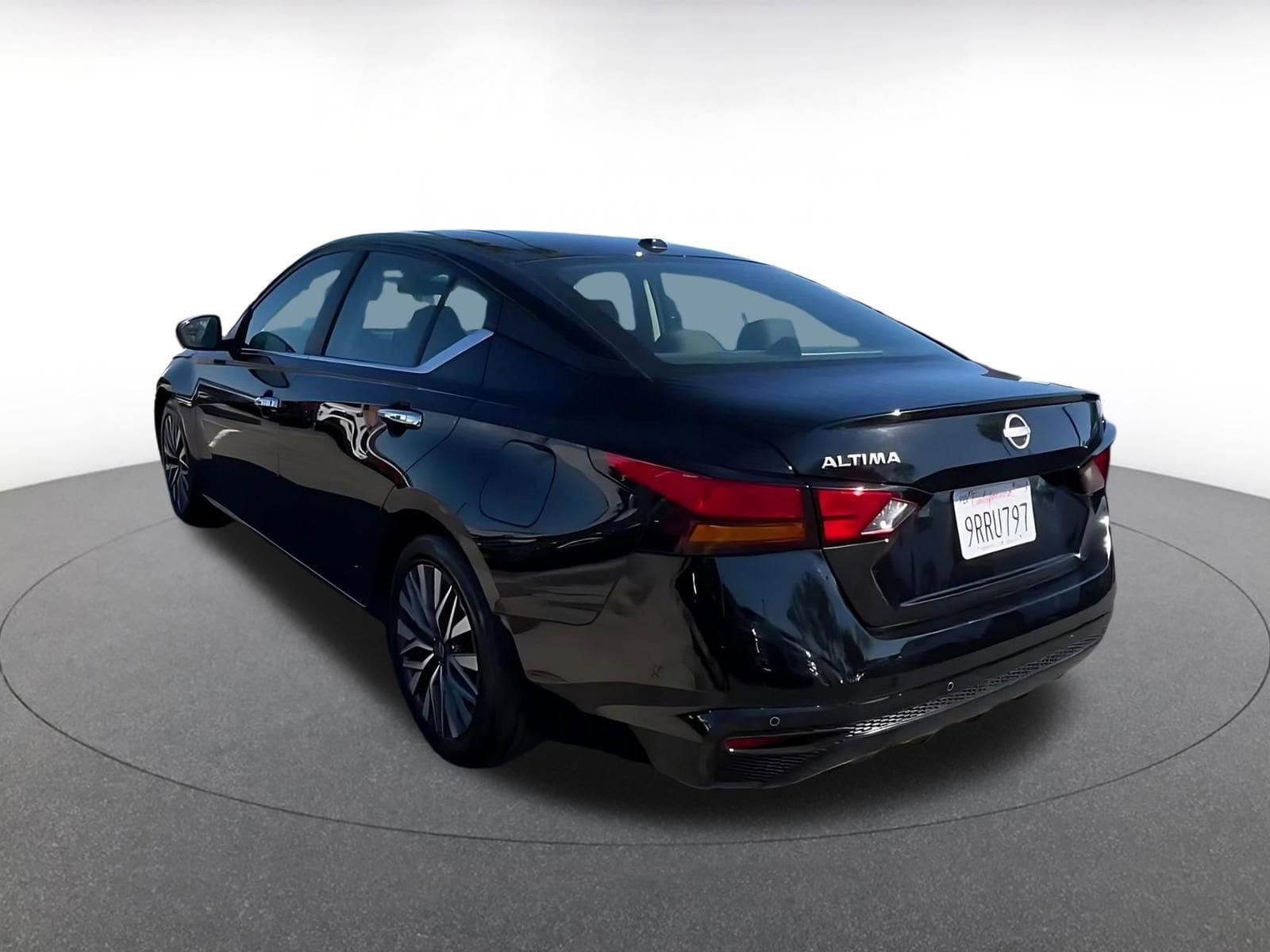 Thumbnail: 2025 Nissan Altima - 10