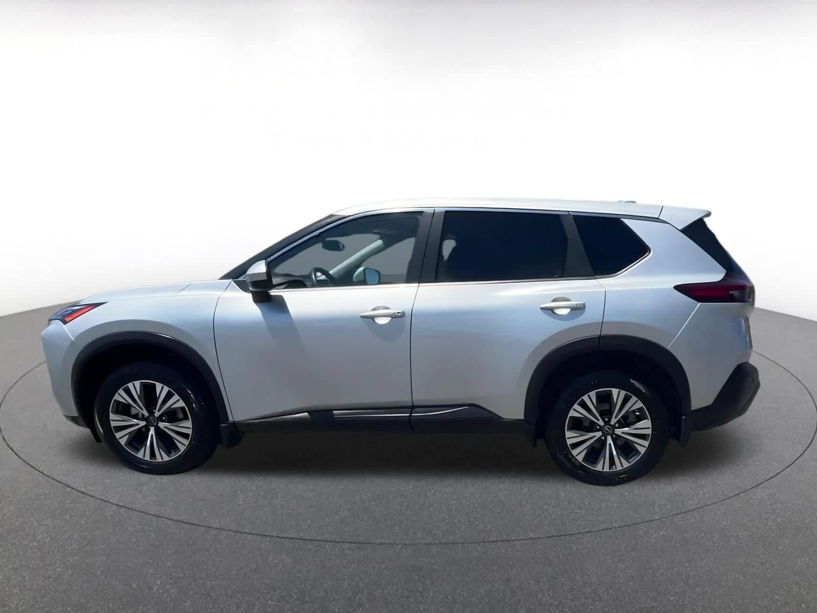 Thumbnail: 2023 Nissan Rogue - 7