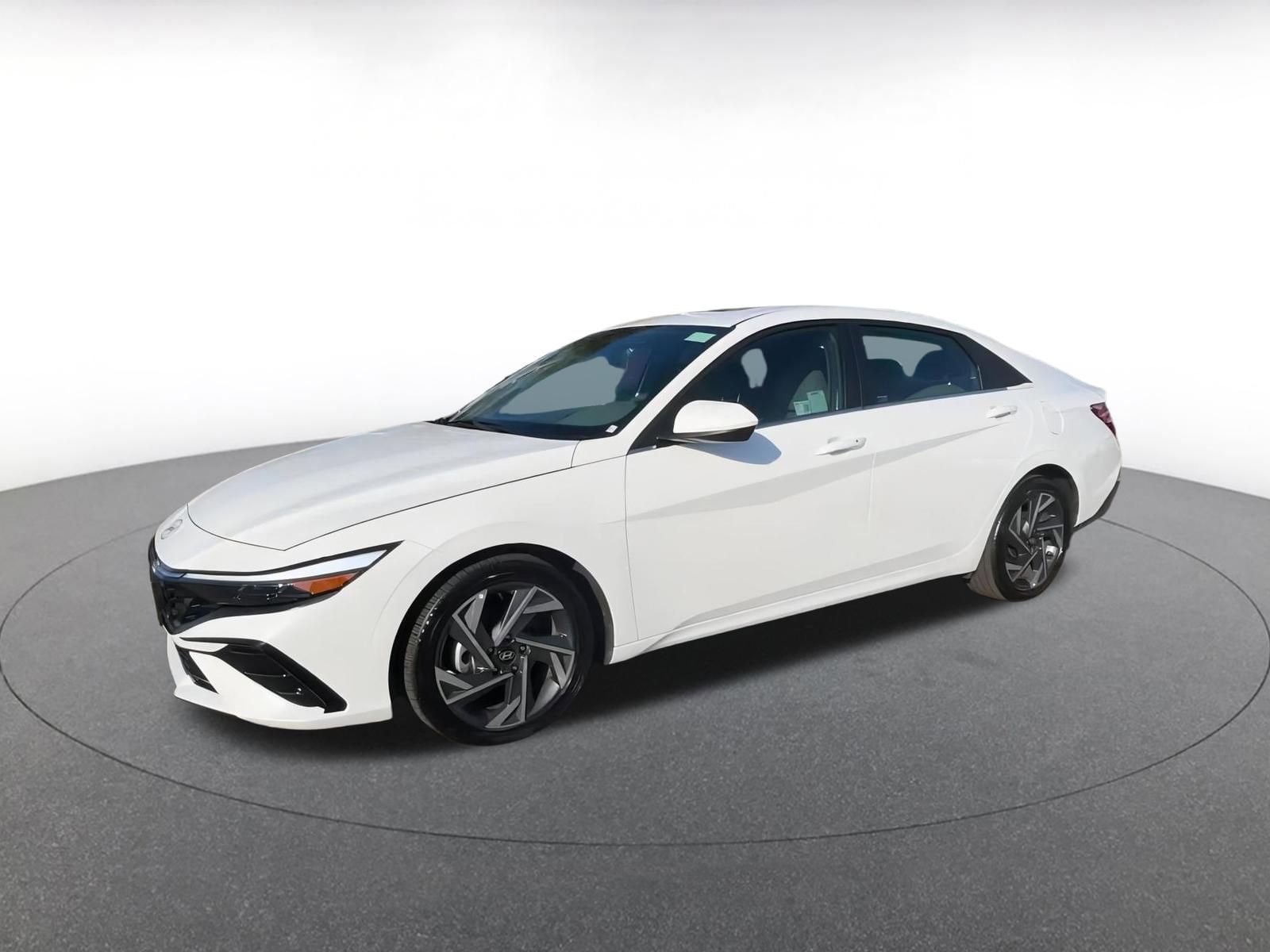 Thumbnail: 2025 Hyundai Elantra - 8