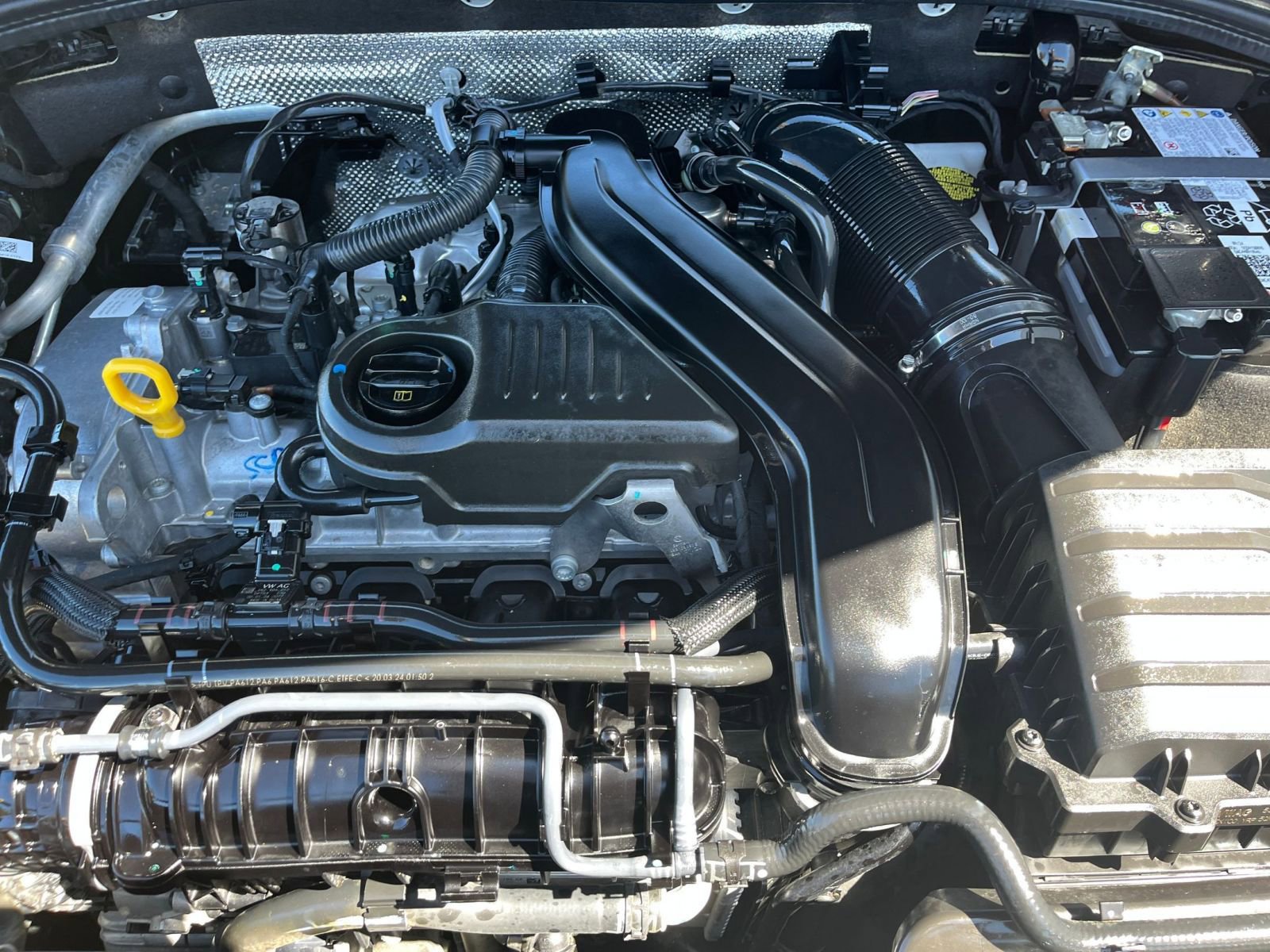 Thumbnail: 2025 Volkswagen Jetta - 32