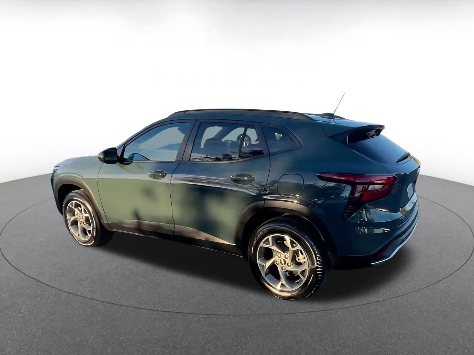 Thumbnail: 2025 Chevrolet Trax - 11