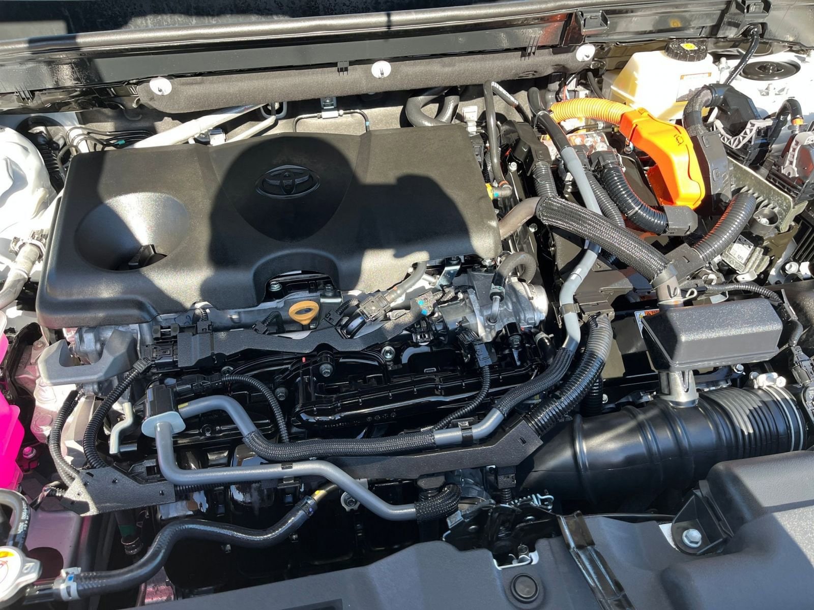 Thumbnail: 2025 Toyota RAV4 - 32