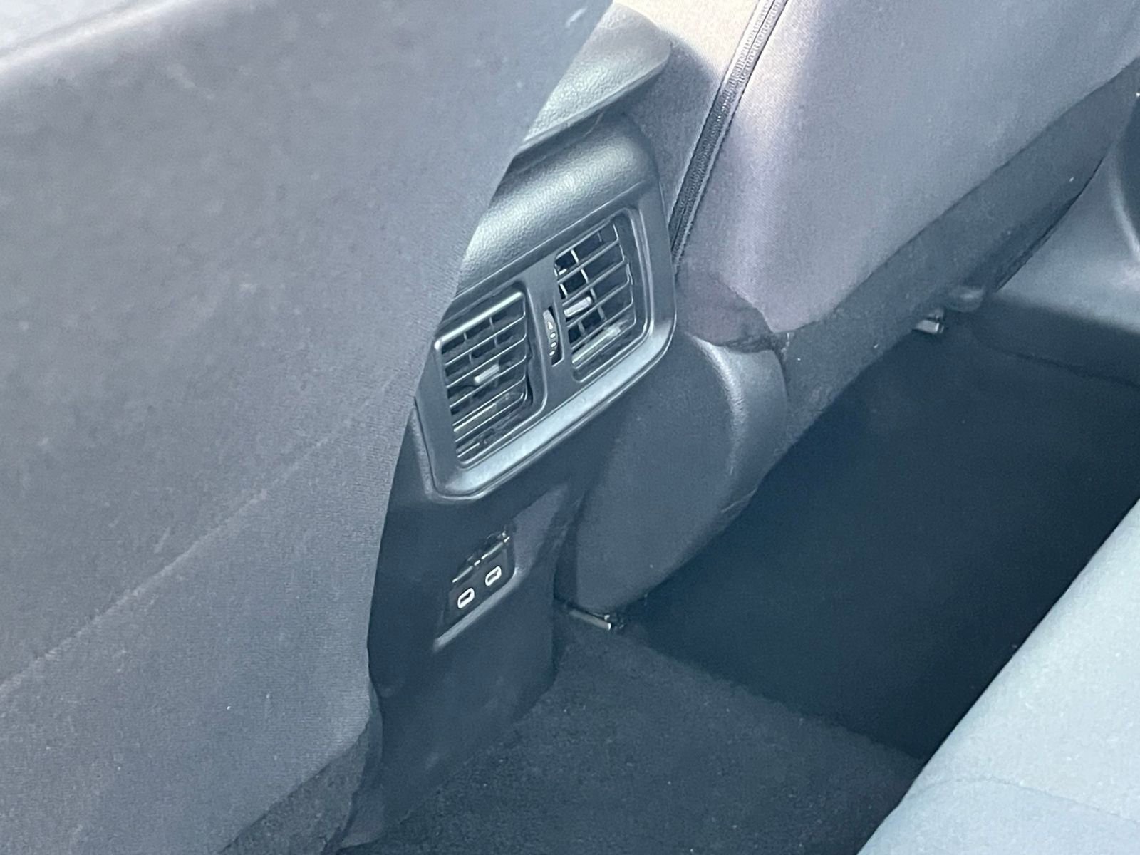 Thumbnail: 2025 Toyota RAV4 - 23