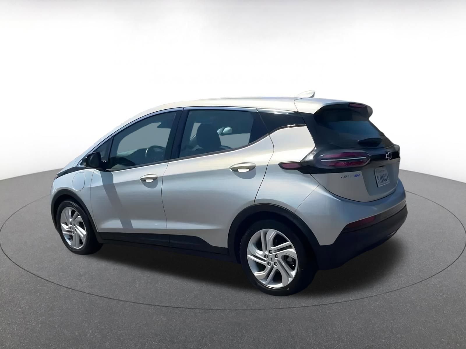 Thumbnail: 2023 Chevrolet Bolt EV - 8