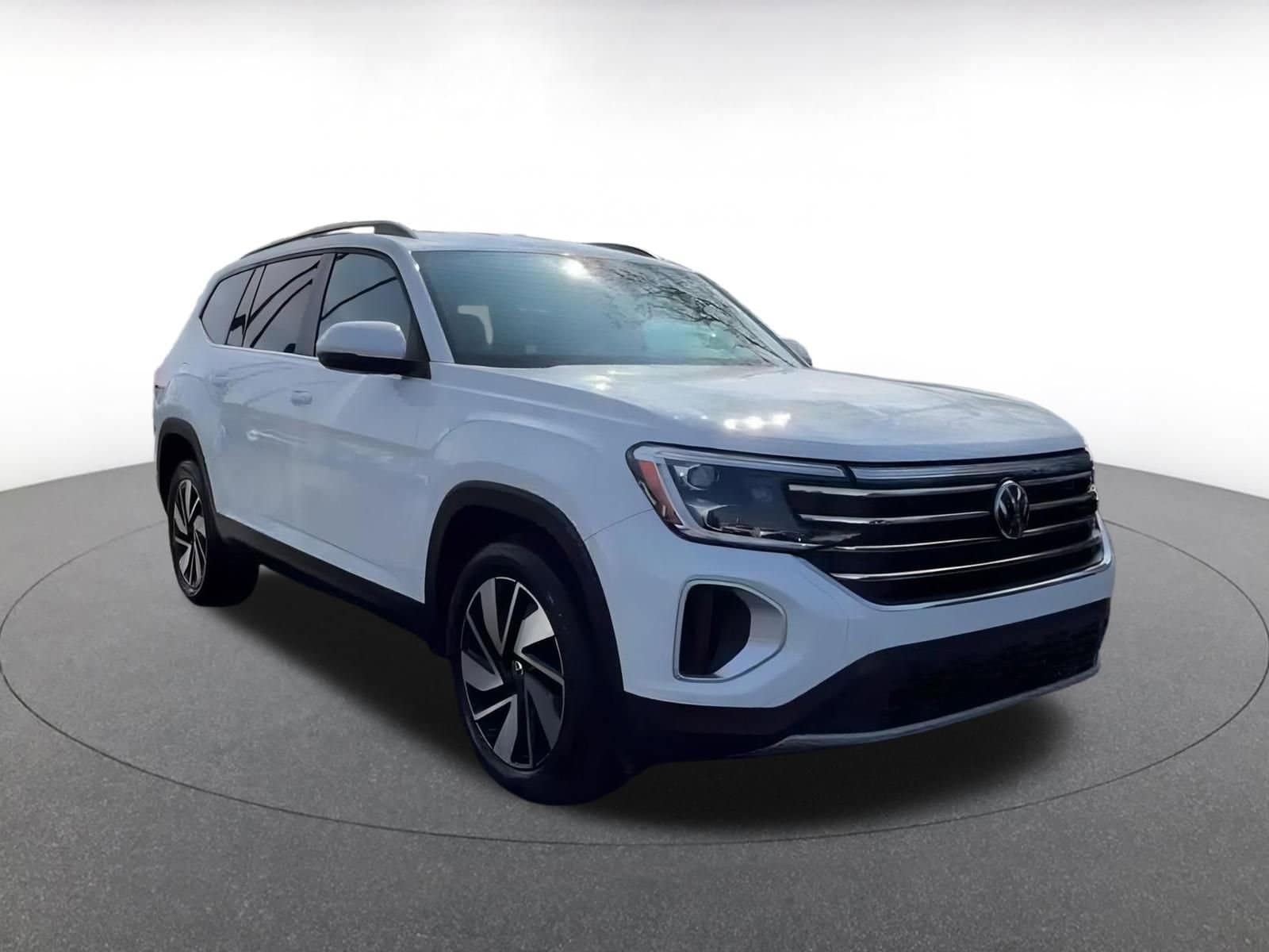 Thumbnail: 2025 Volkswagen Atlas - 3